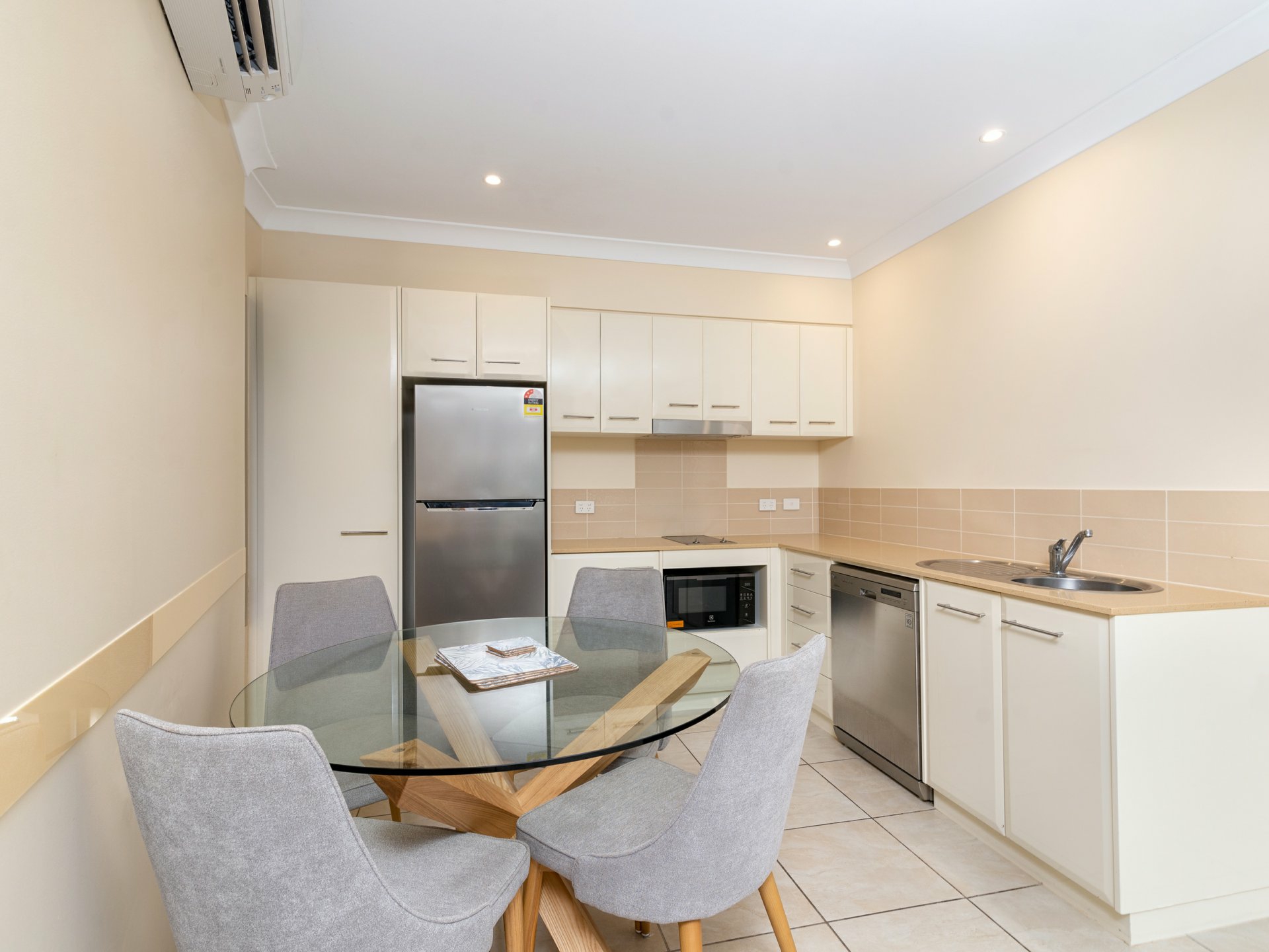 14 Shantara/27-31 Davidson Street, PORT DOUGLAS