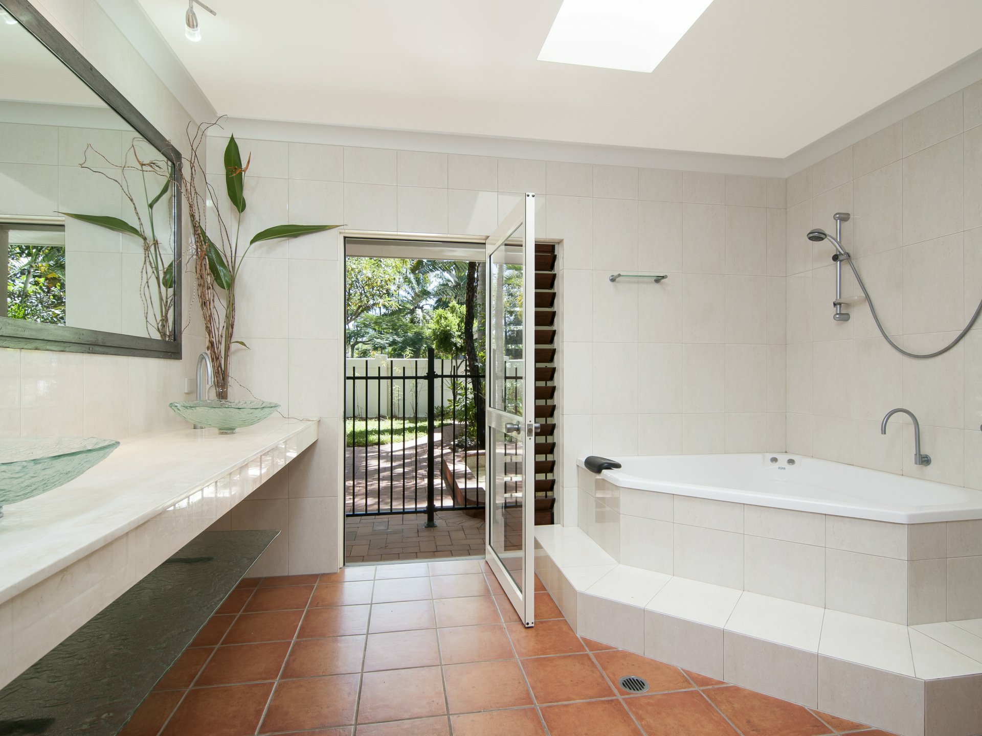 16A Nautilus Street, PORT DOUGLAS
