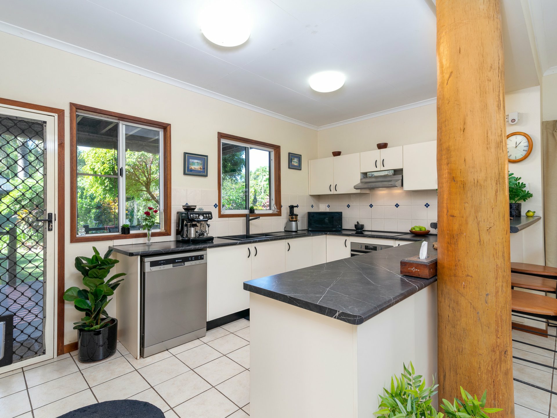 21 Andrews Street Newell QLD Property Details LJ Hooker