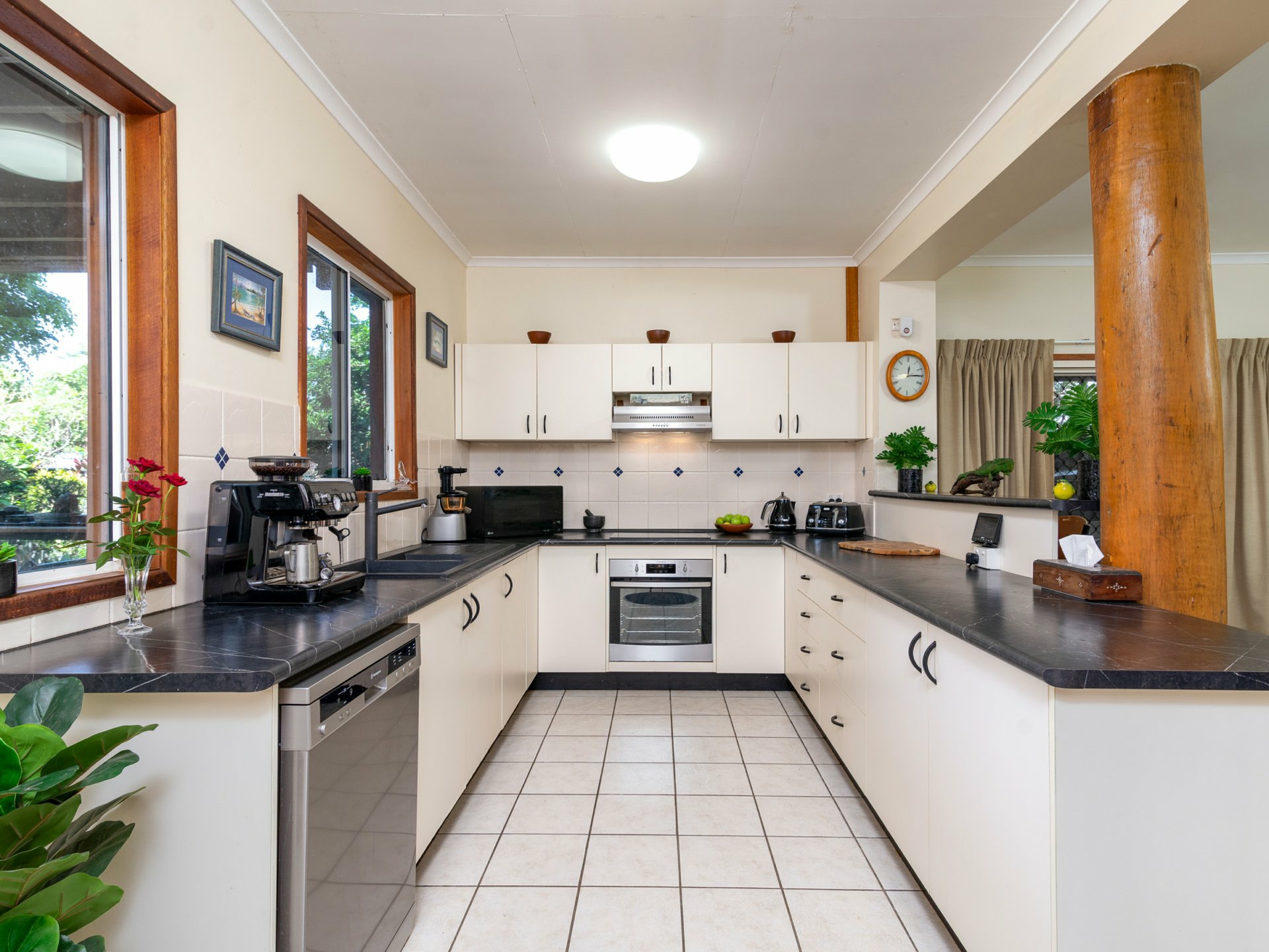 21 Andrews Street Newell QLD Property Details LJ Hooker