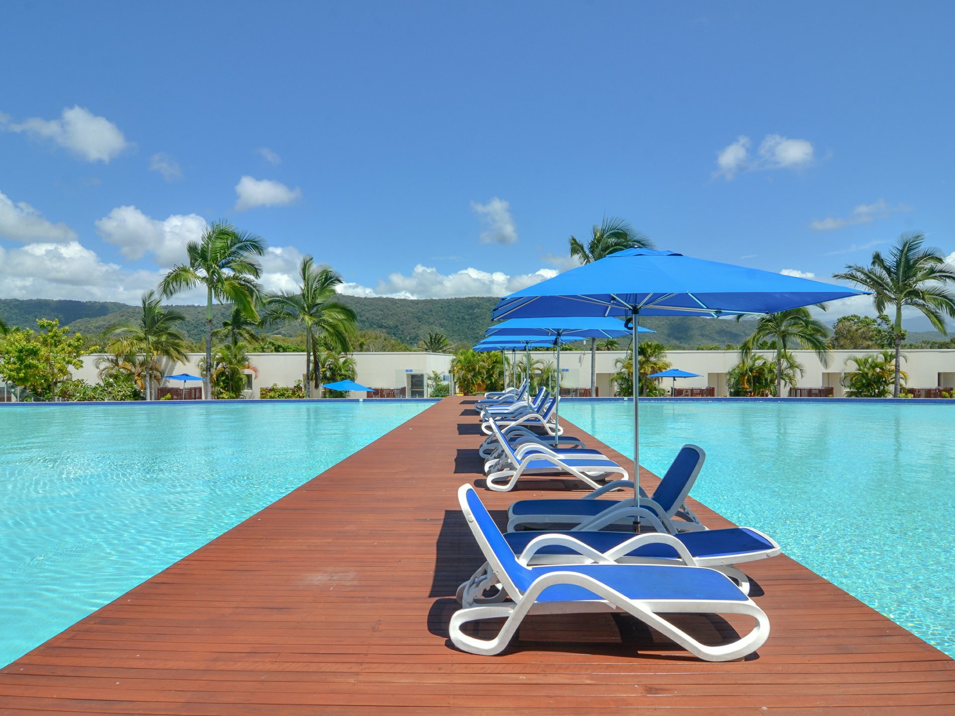 42 Pool/19-37 St Crispins Avenue, PORT DOUGLAS