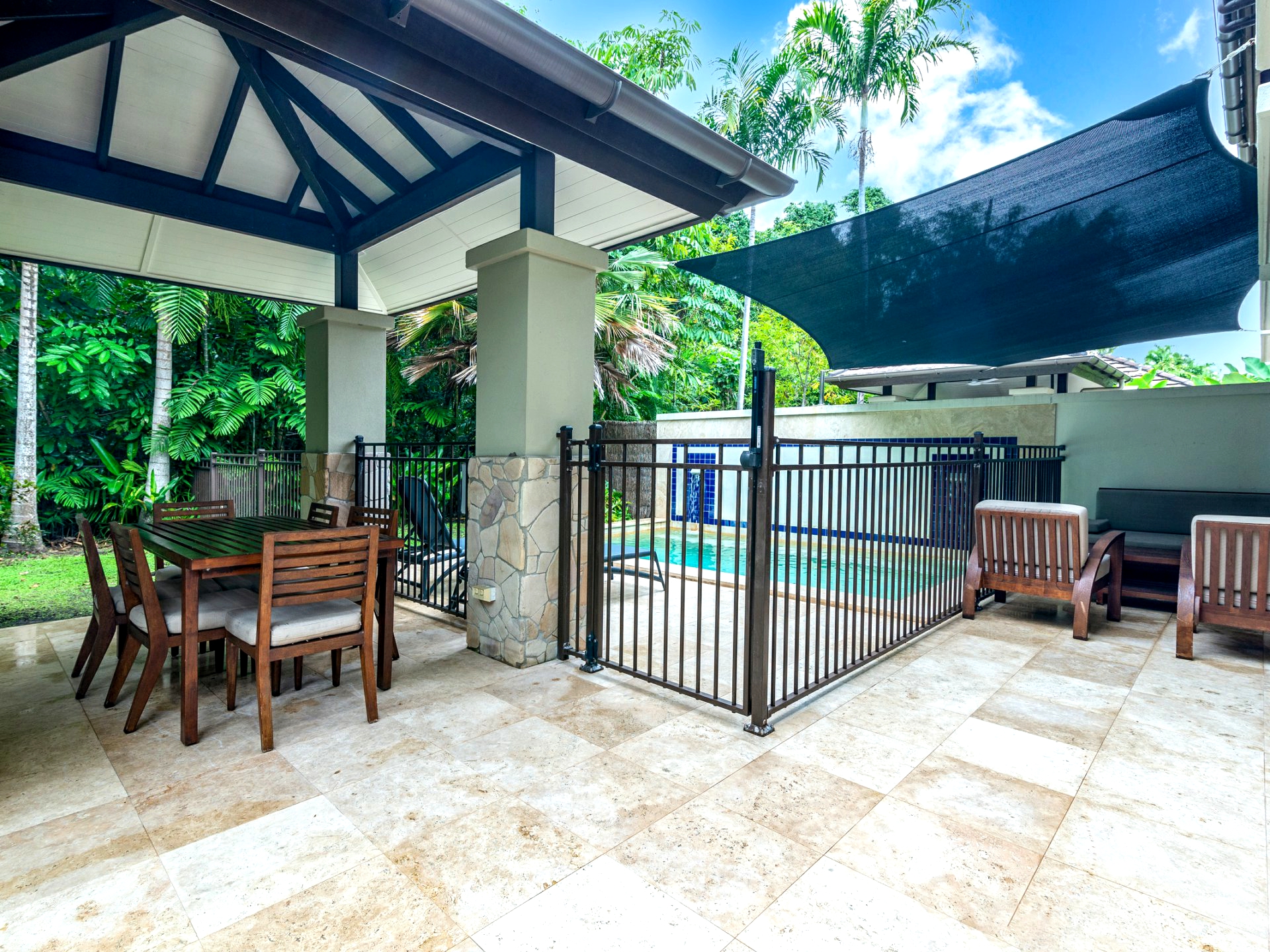 303 Sea Temple/22-36 Mitre Street, PORT DOUGLAS