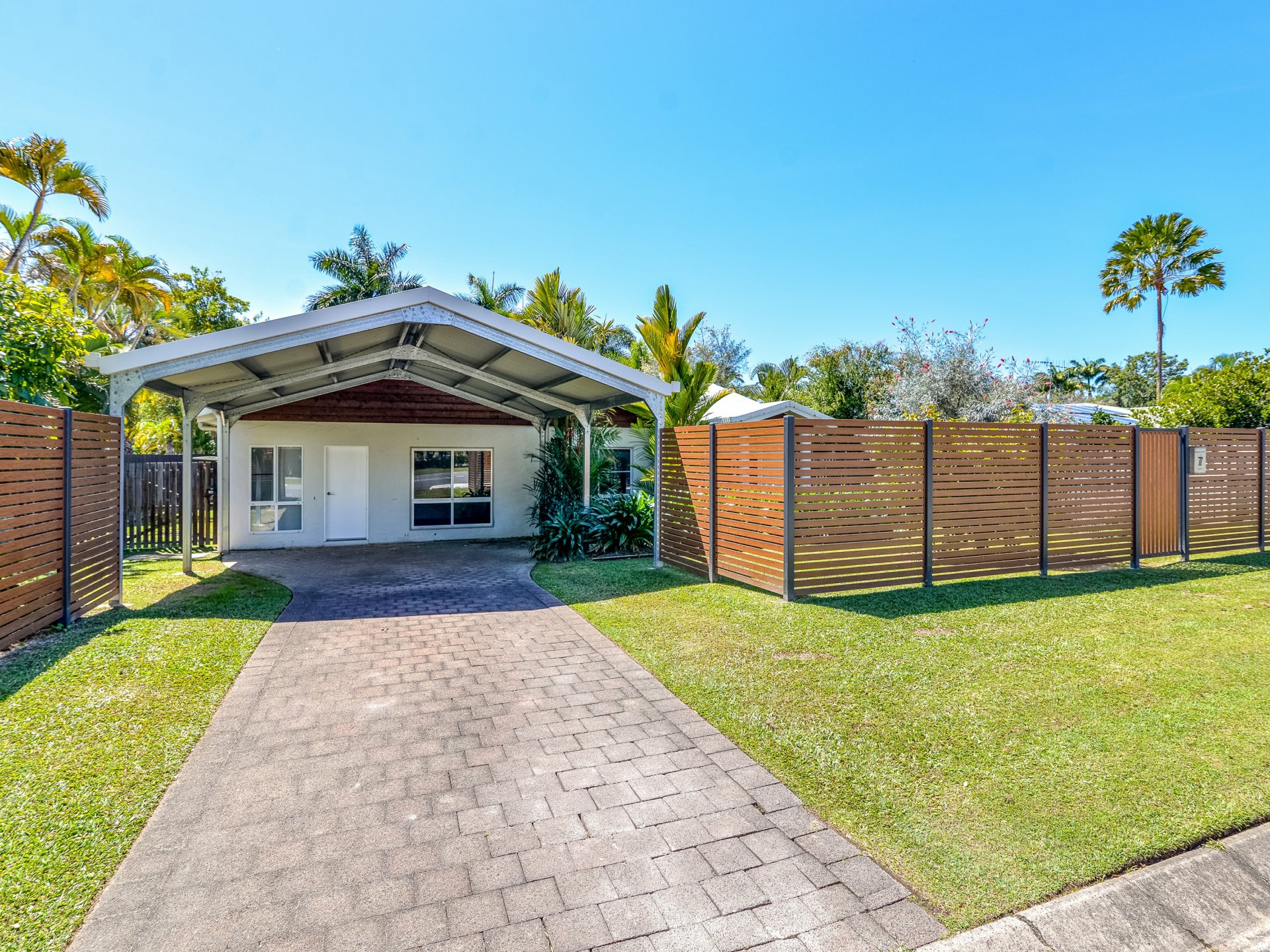 7 Endeavour Street, PORT DOUGLAS