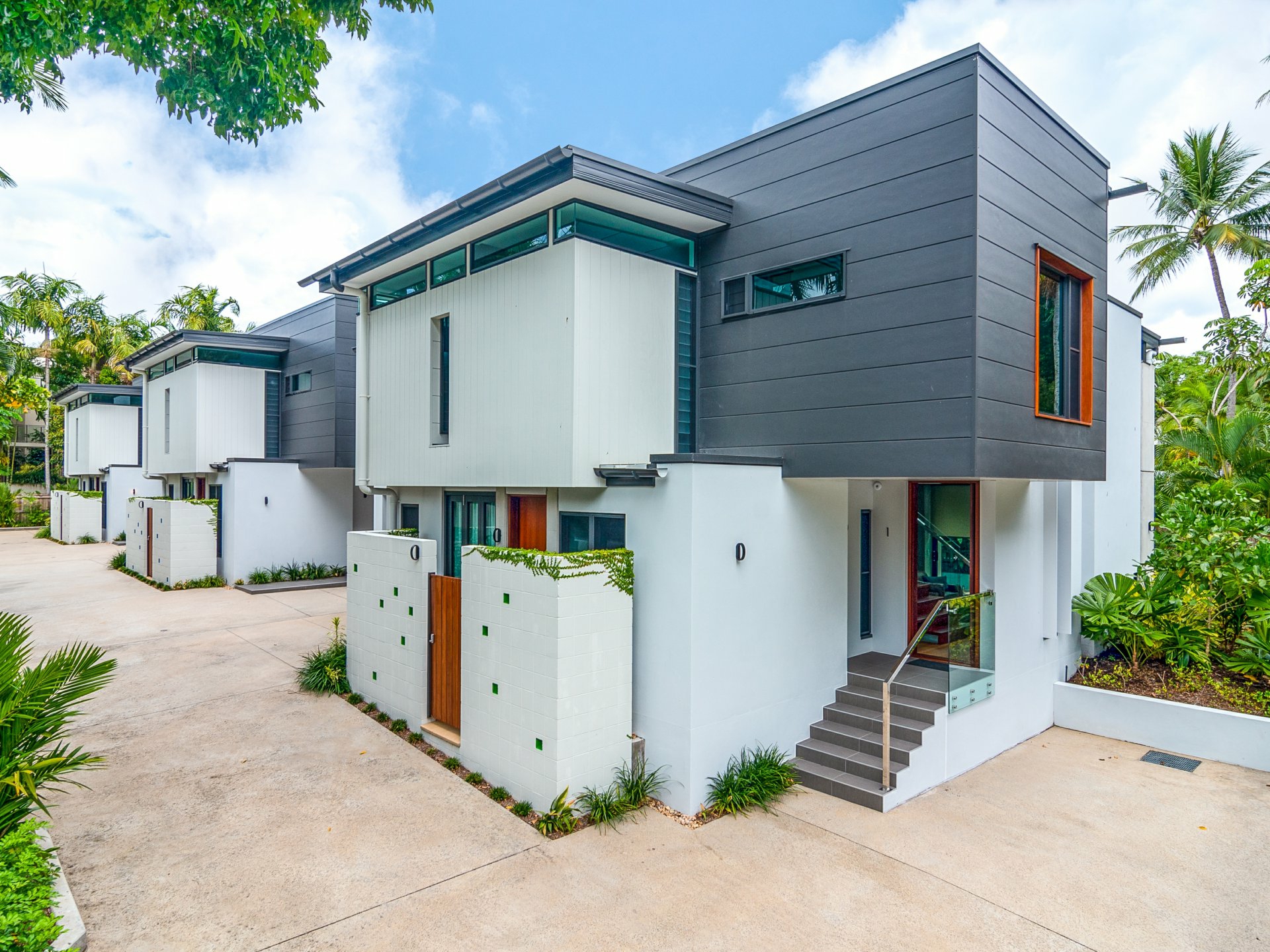 2 Aria/14 Mudlo Street Port Douglas QLD Property Details LJ Hooker