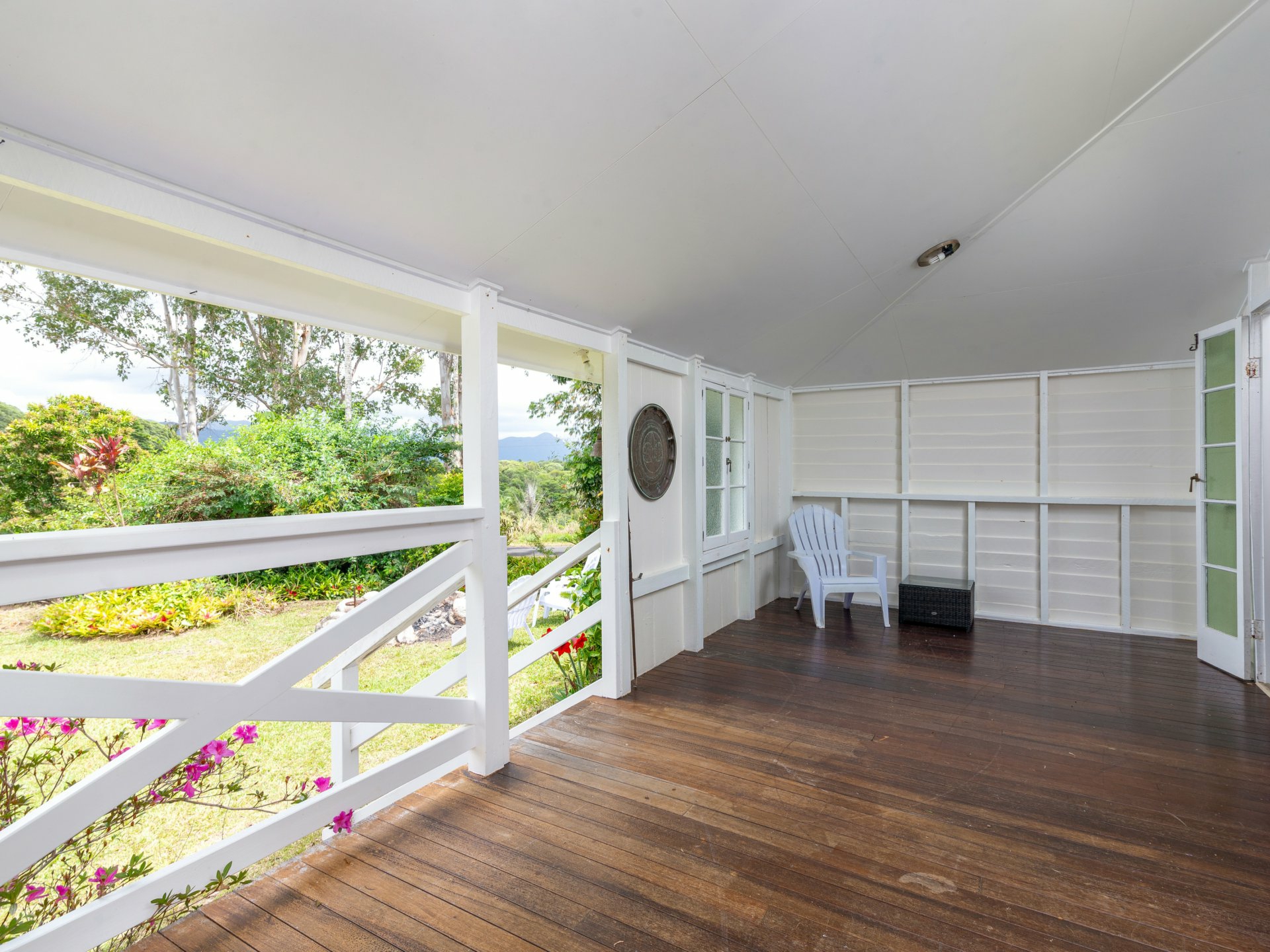 6 Salisbury Drive, JULATTEN