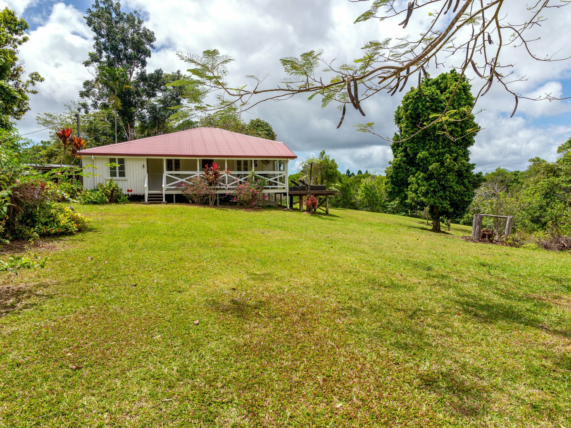 6 Salisbury Drive, JULATTEN