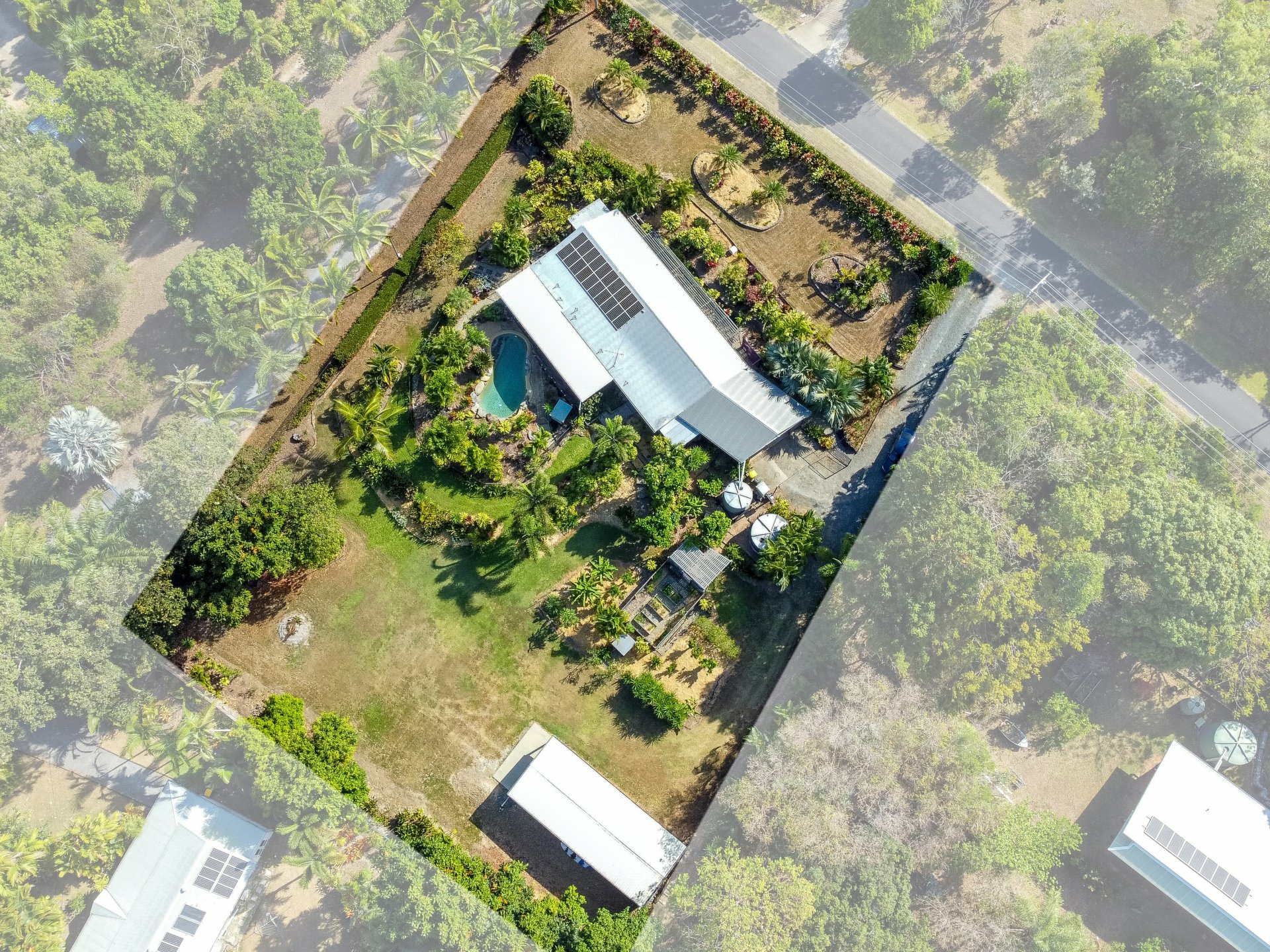 8 Finlay Crescent, OAK BEACH
