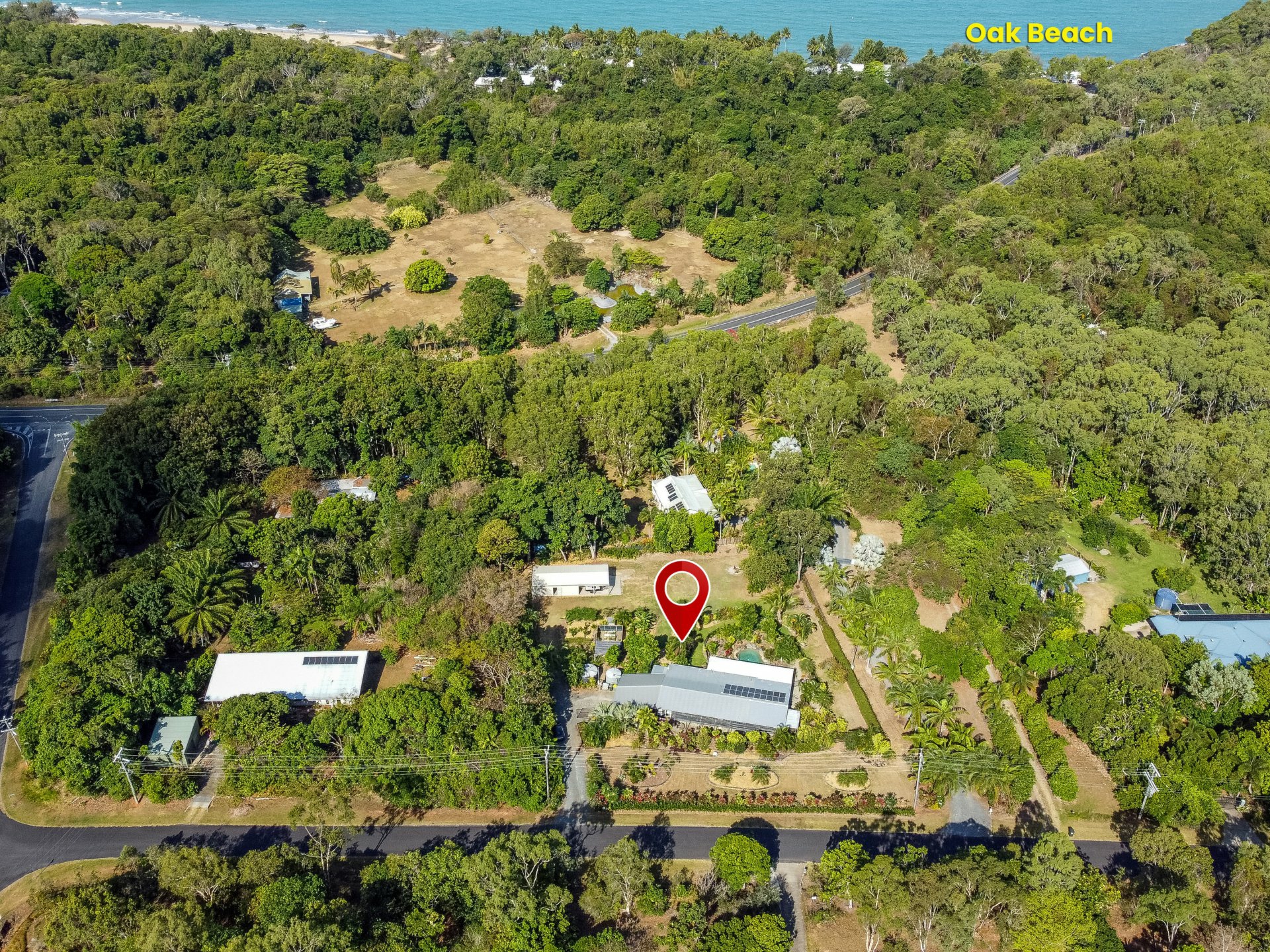 8 Finlay Crescent, OAK BEACH