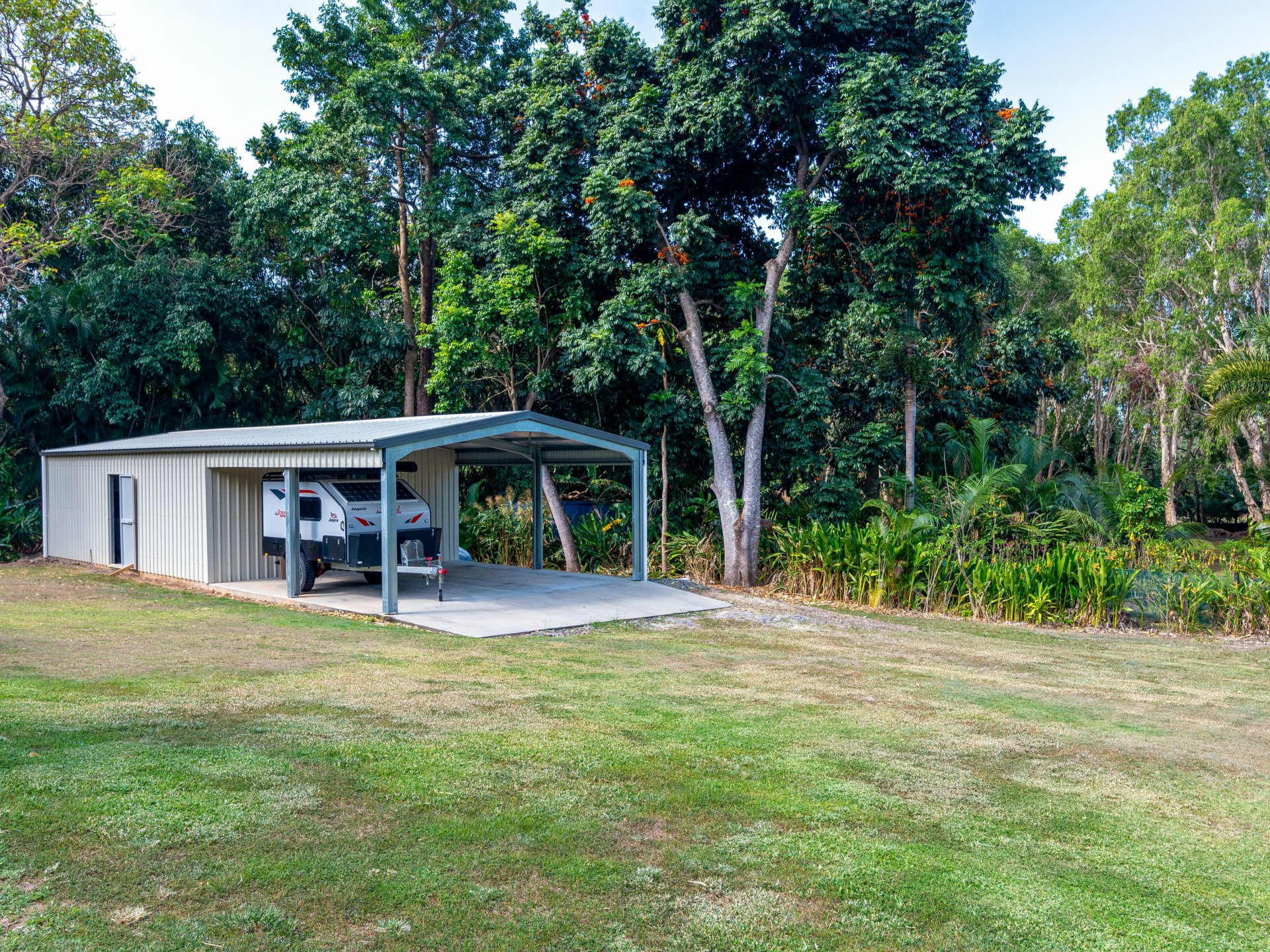 8 Finlay Crescent, OAK BEACH