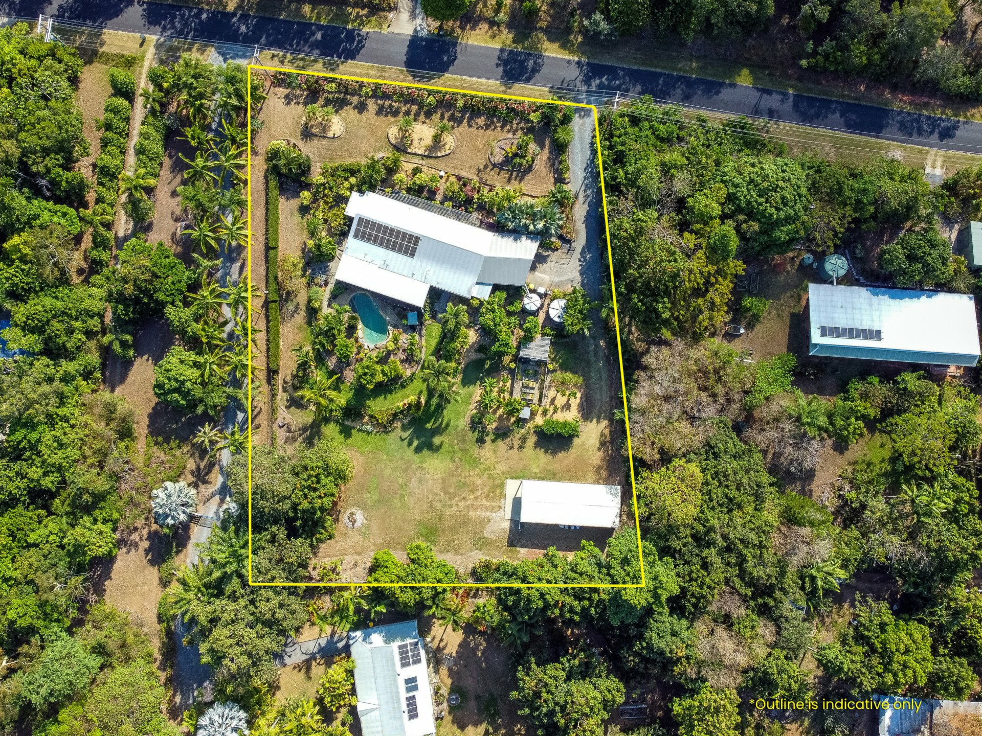 8 Finlay Crescent, OAK BEACH