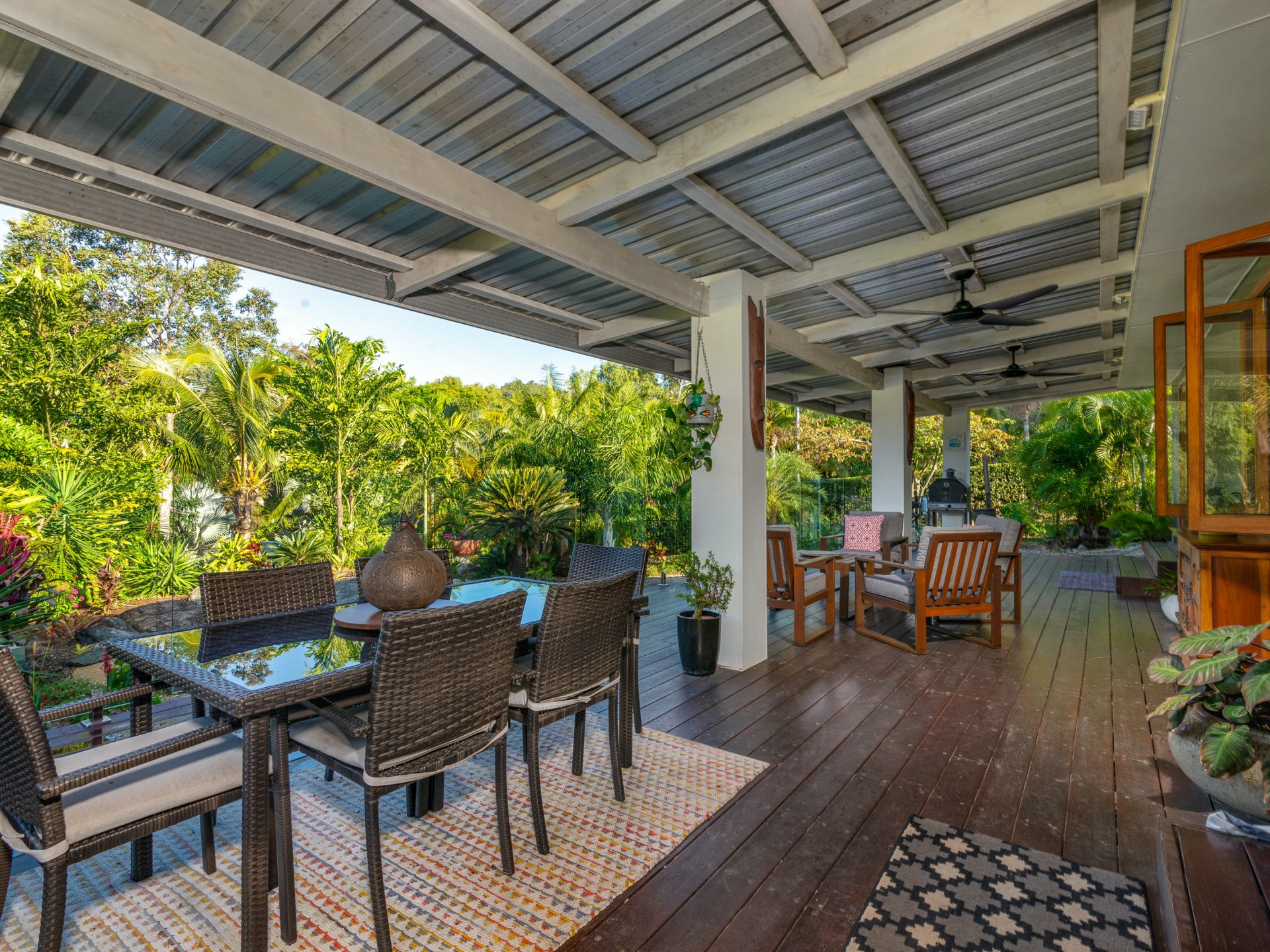 8 Finlay Crescent, OAK BEACH