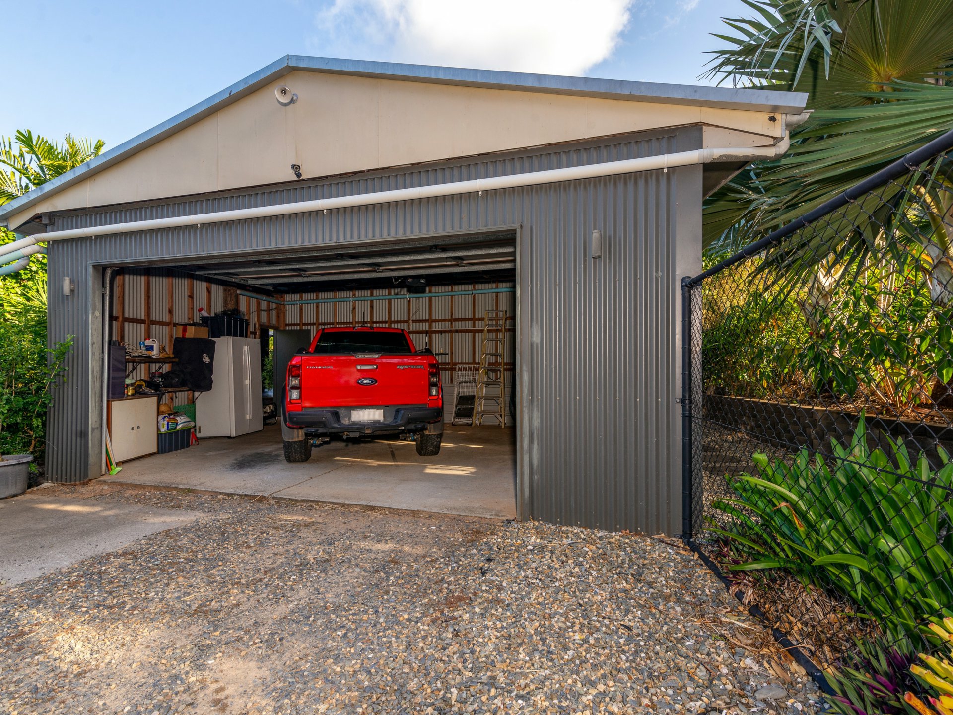 8 Finlay Crescent, OAK BEACH