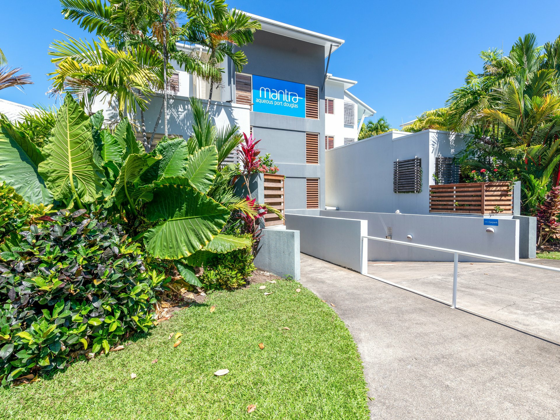 20 Mantra Aqueous/10-12 Owen Street, PORT DOUGLAS
