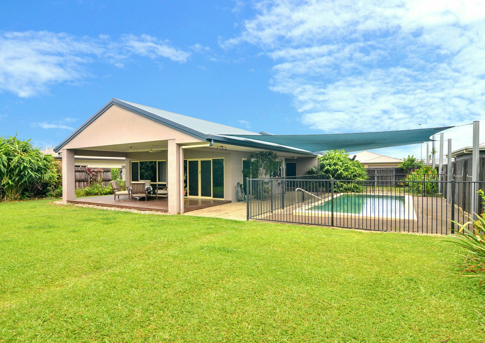4 Riflebird Crescent, MOSSMAN