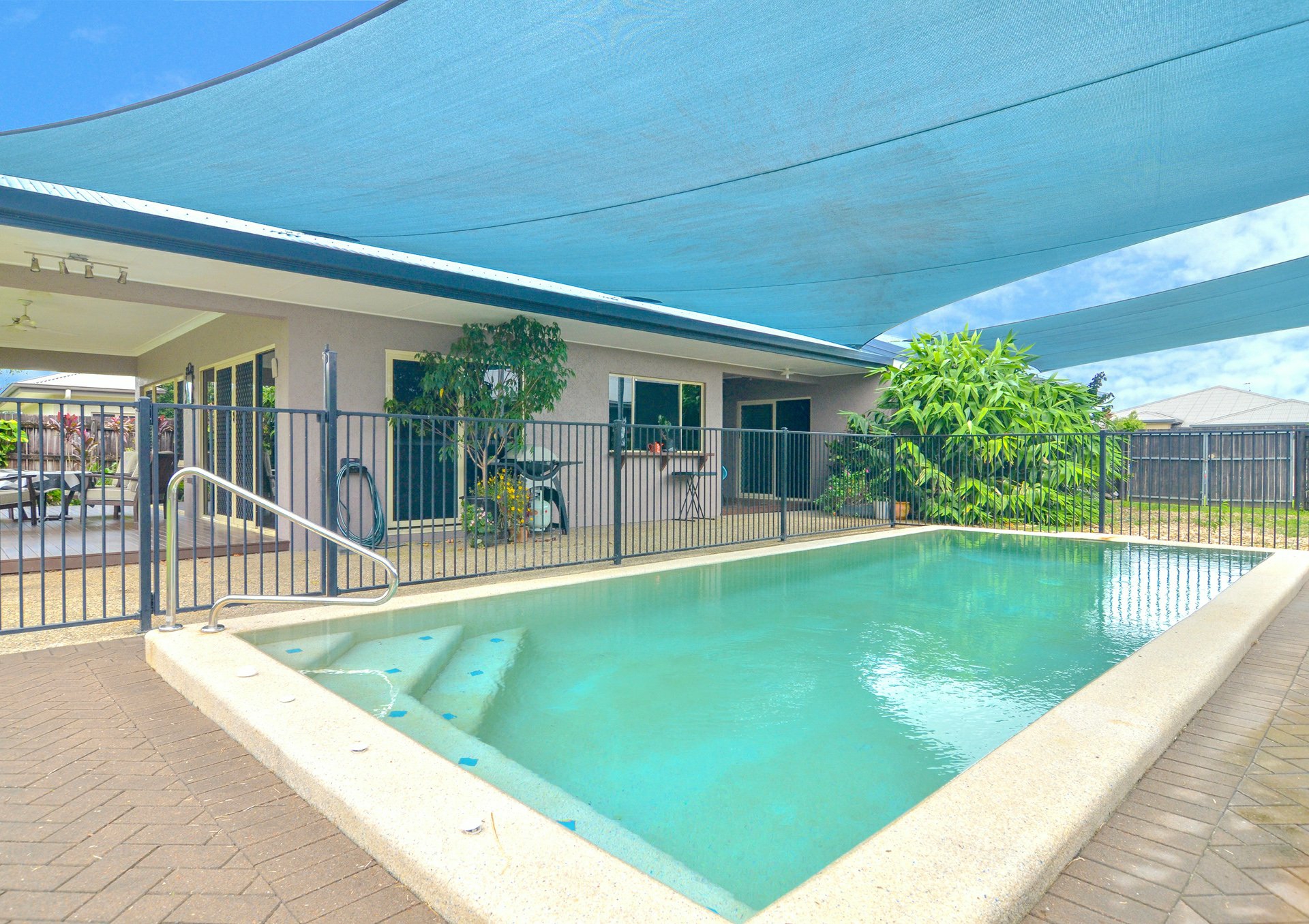 4 Riflebird Crescent, MOSSMAN