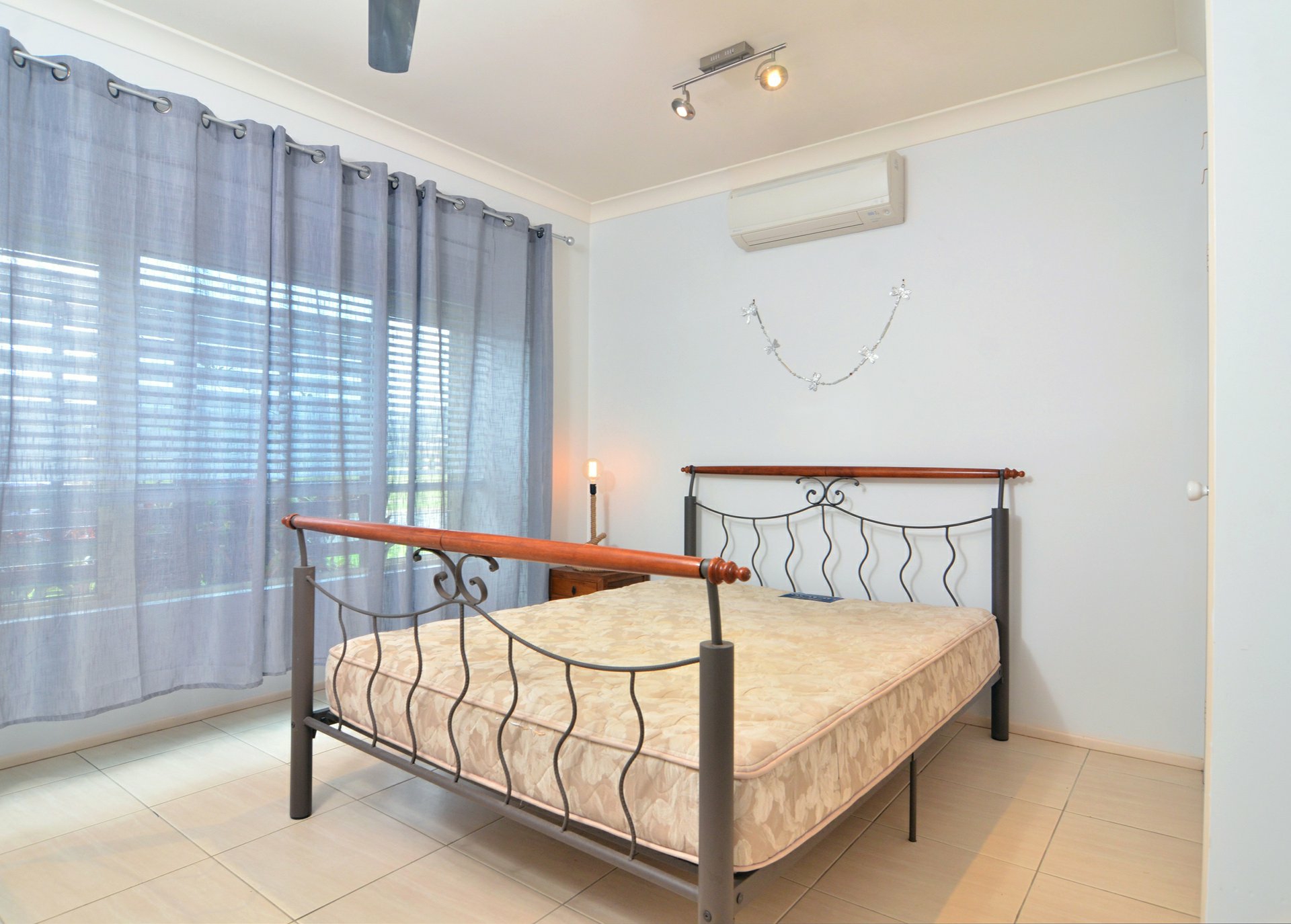 4 Riflebird Crescent, MOSSMAN
