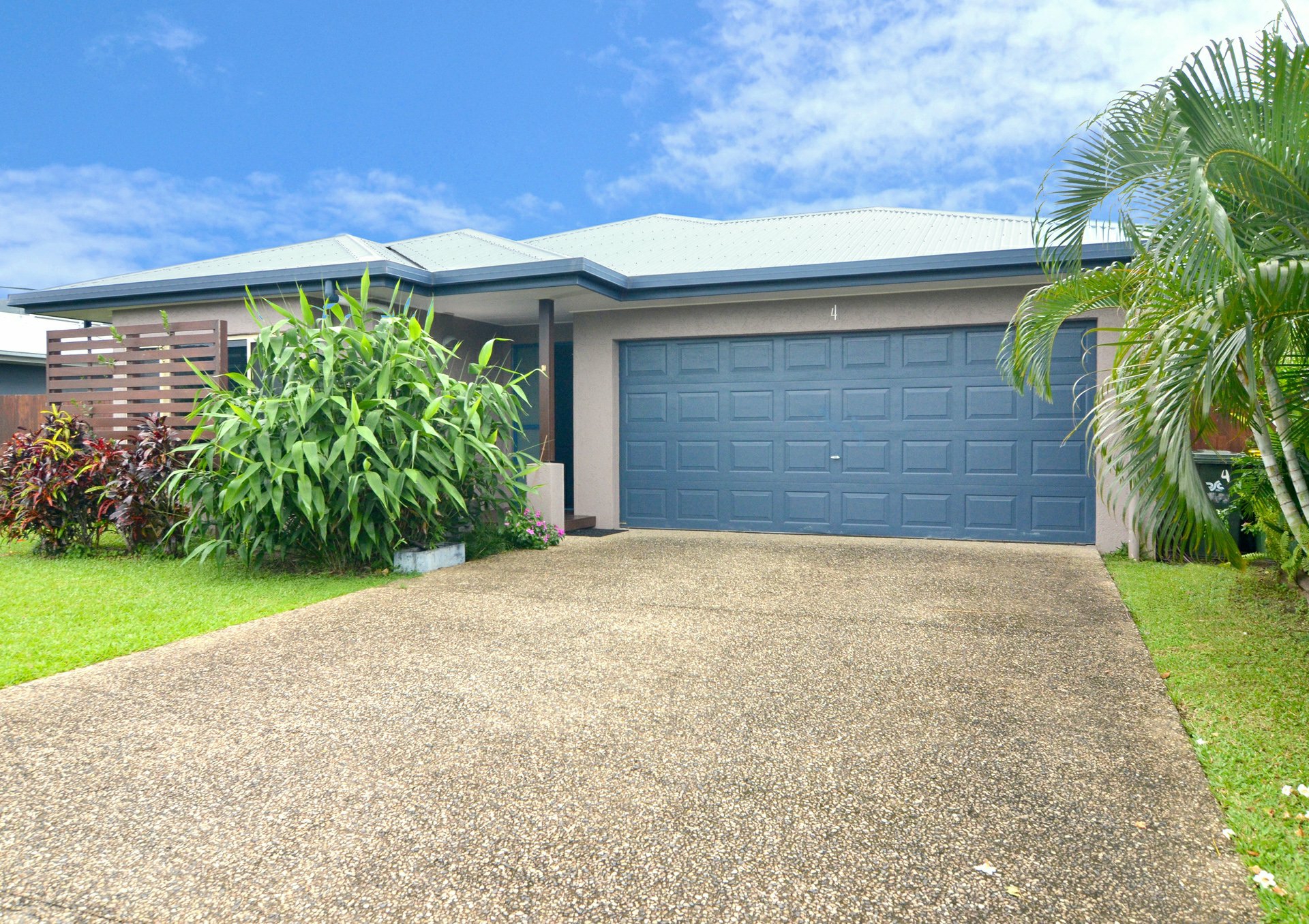 4 Riflebird Crescent, MOSSMAN