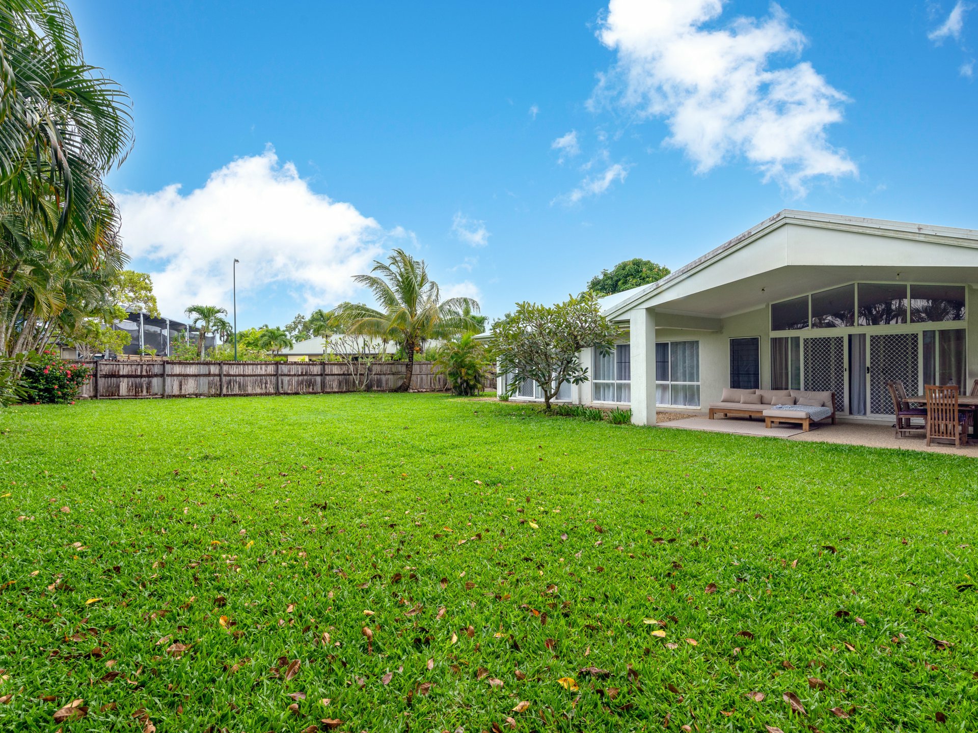 8 Oriole Street, PORT DOUGLAS