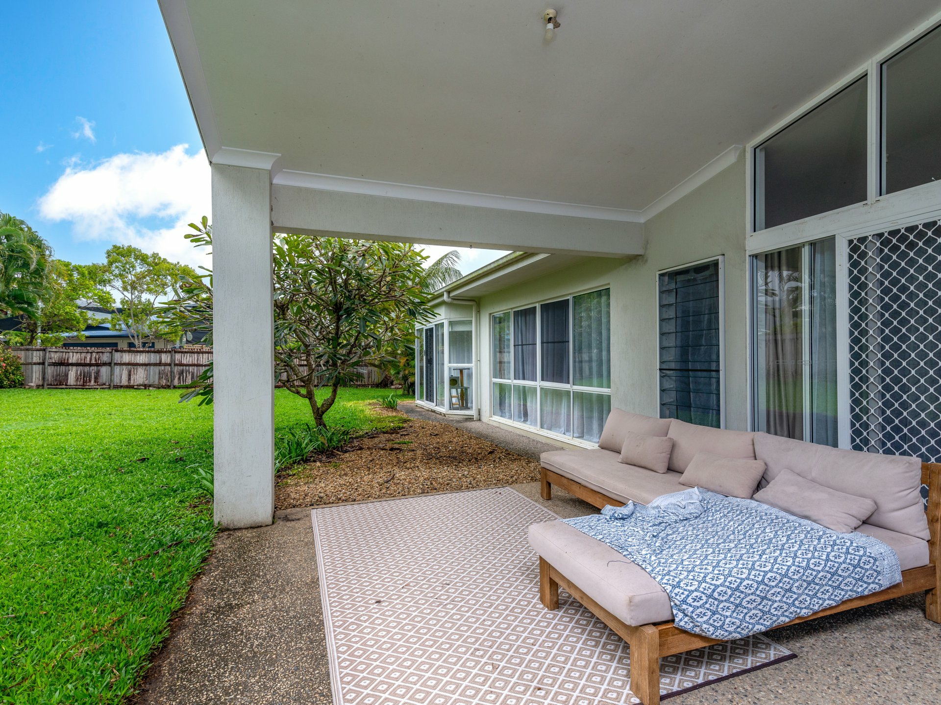 8 Oriole Street, PORT DOUGLAS