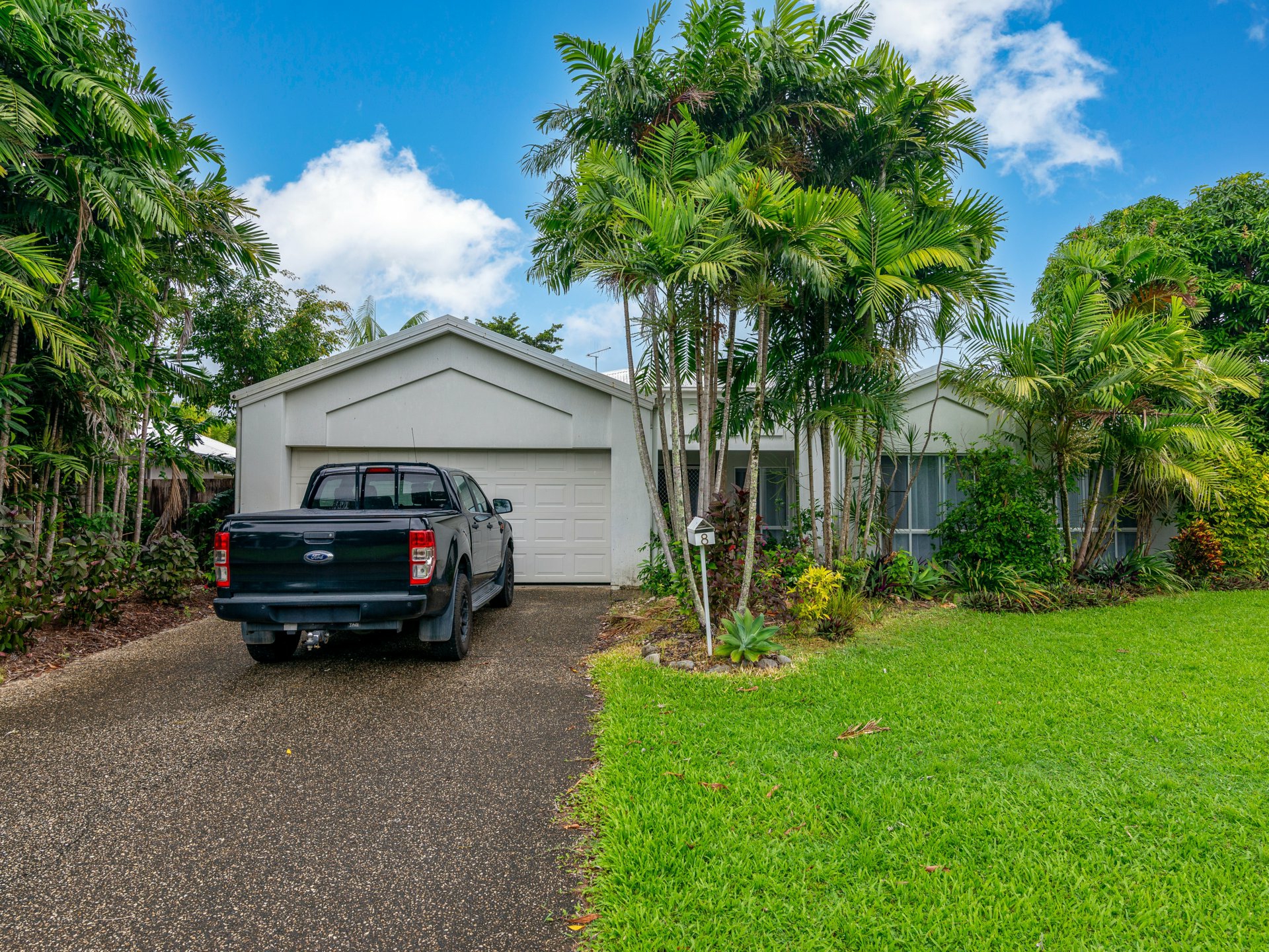 8 Oriole Street, PORT DOUGLAS
