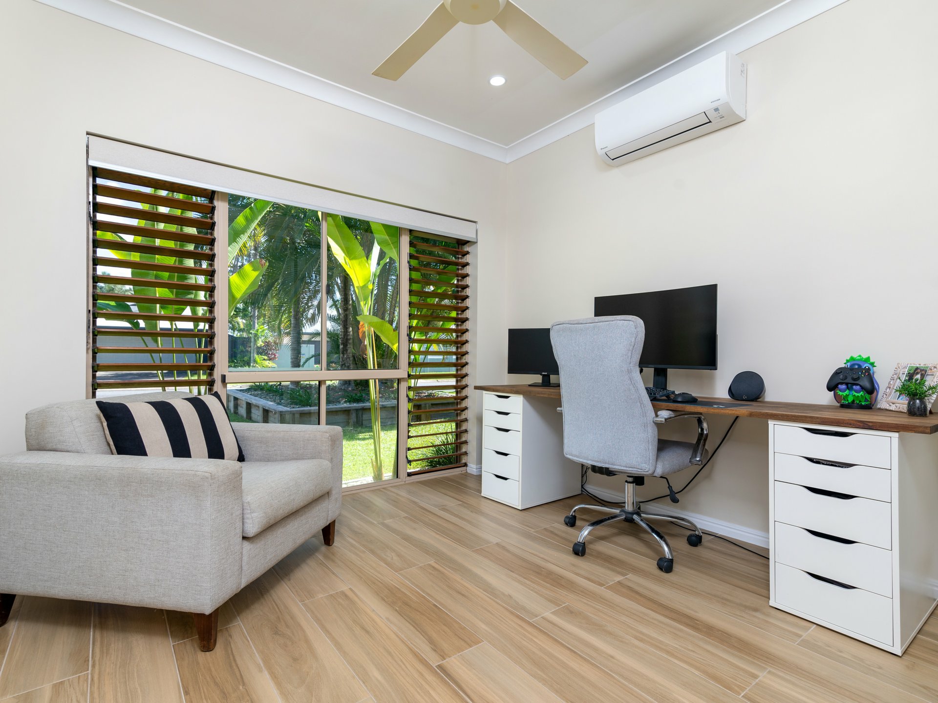 16 Birdwing Street, PORT DOUGLAS