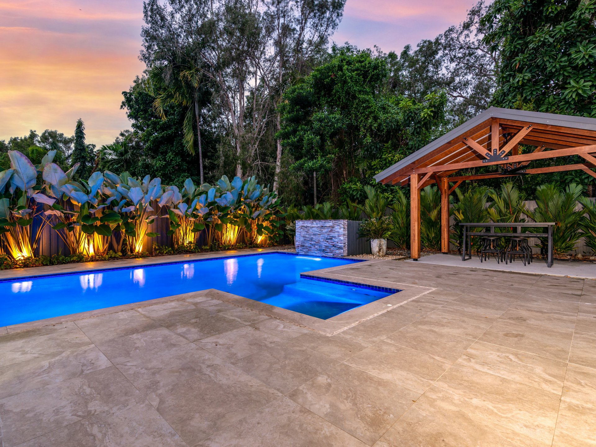 16 Birdwing Street, PORT DOUGLAS