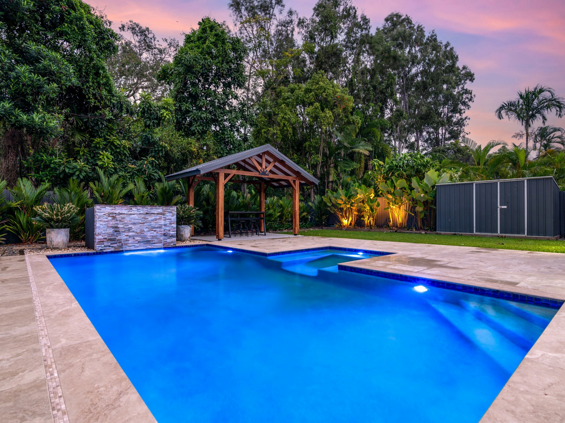 16 Birdwing Street, PORT DOUGLAS