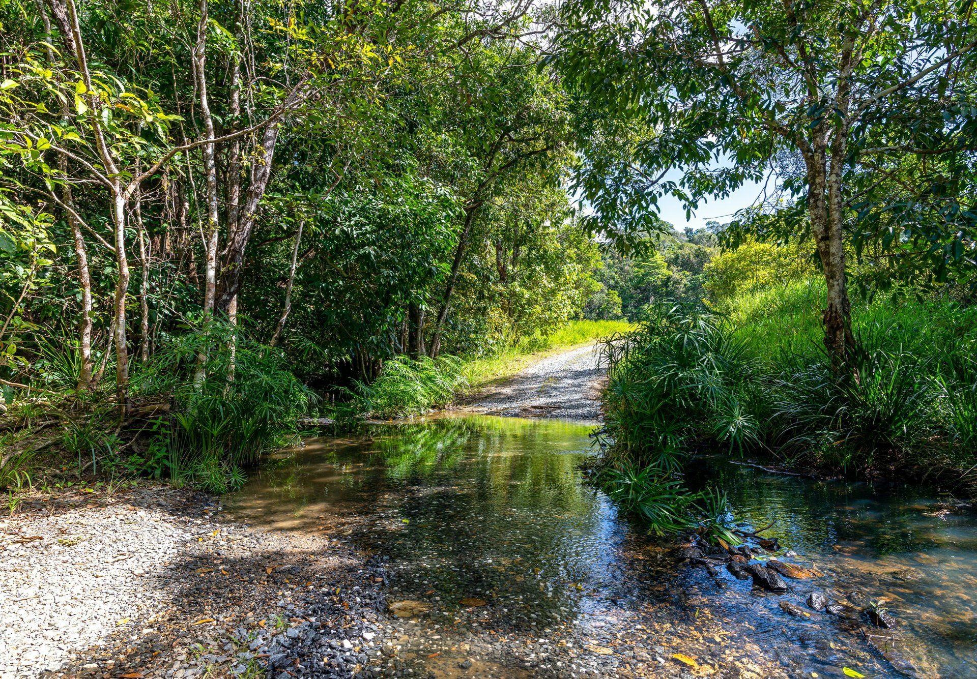 4414 Black Mountain Road, JULATTEN