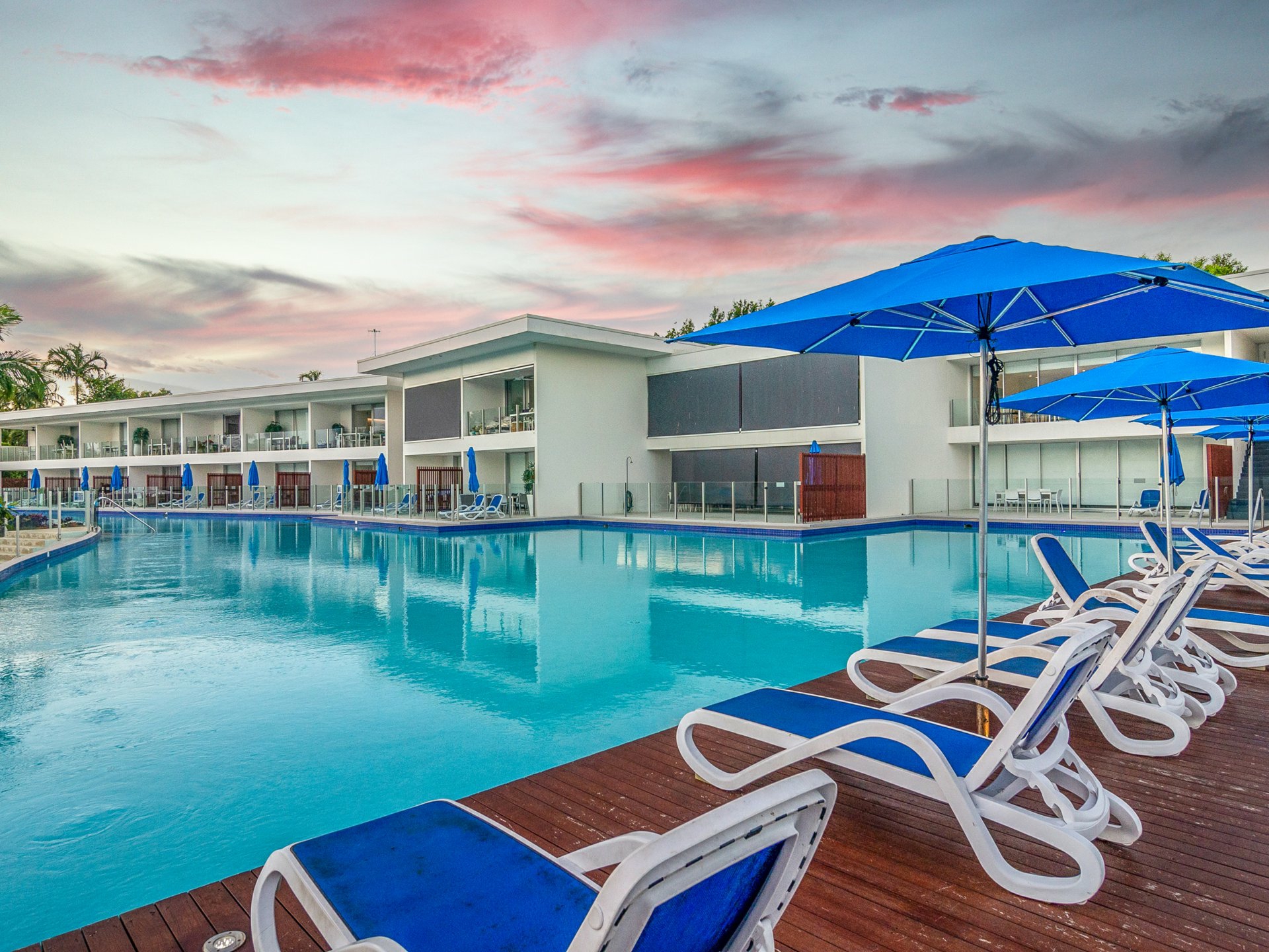 64 Pool/19-37 St Crispins Avenue, PORT DOUGLAS