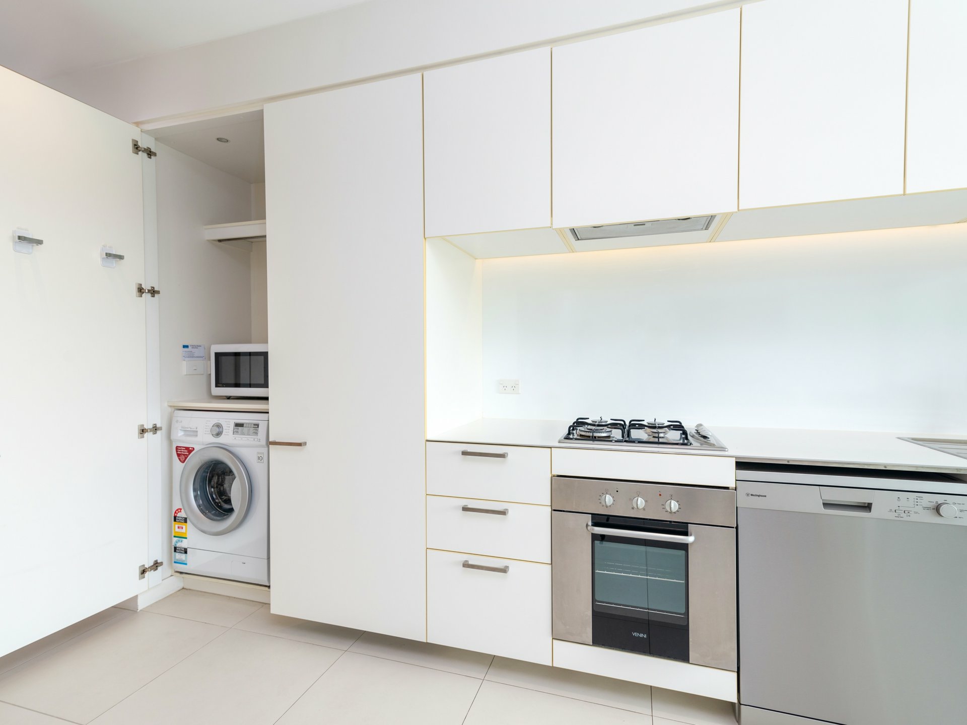 64 Pool/19-37 St Crispins Avenue, PORT DOUGLAS