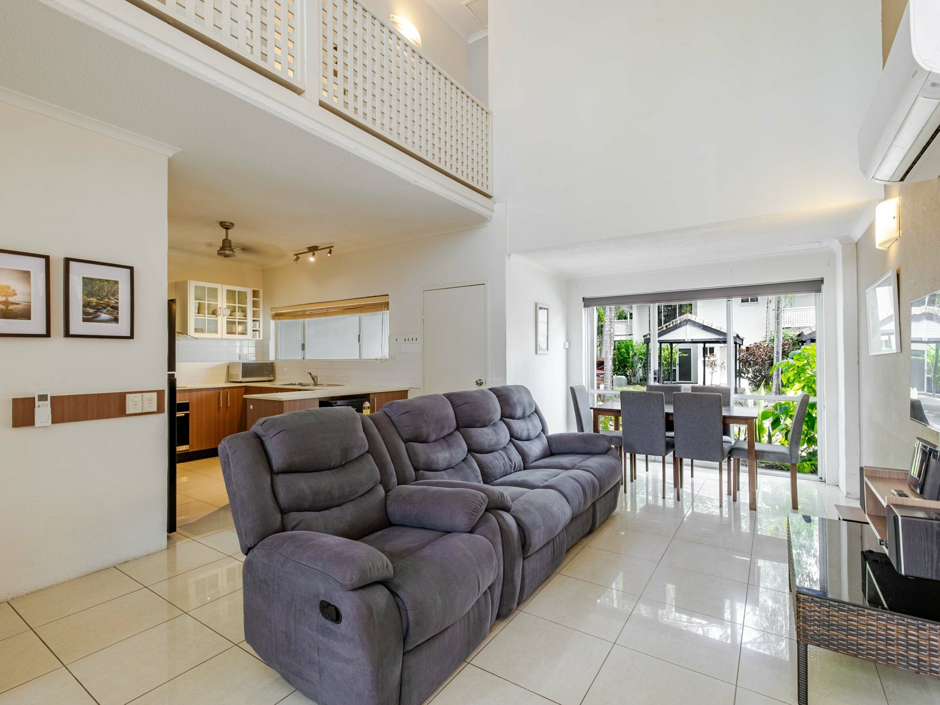 41 Reef Resort/121-137 Port Douglas Road — photo 3 of 17
