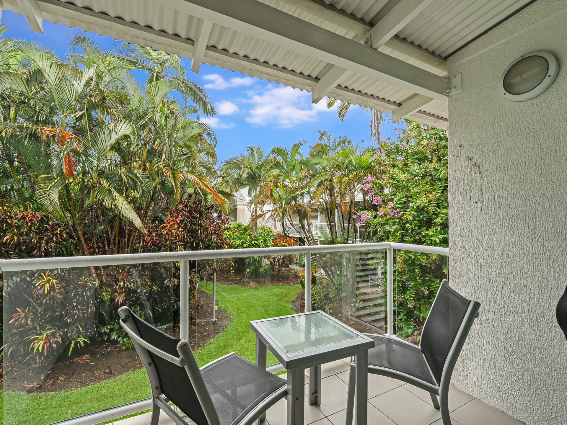 Port Douglas, 4877