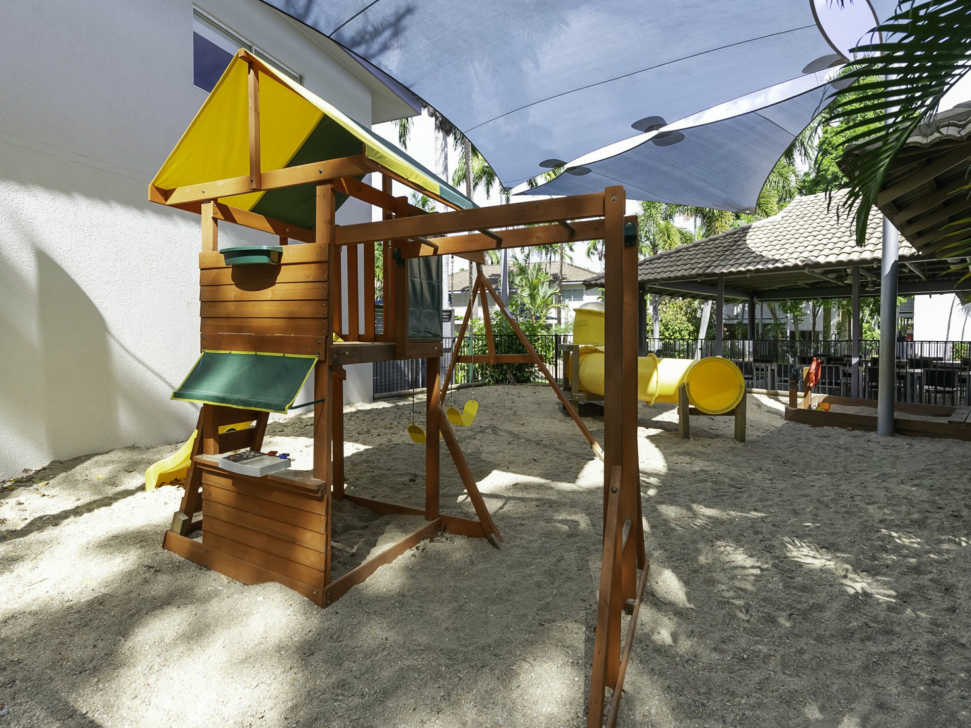 69 Reef Resort/121 Port Douglas Road — photo 14 of 15