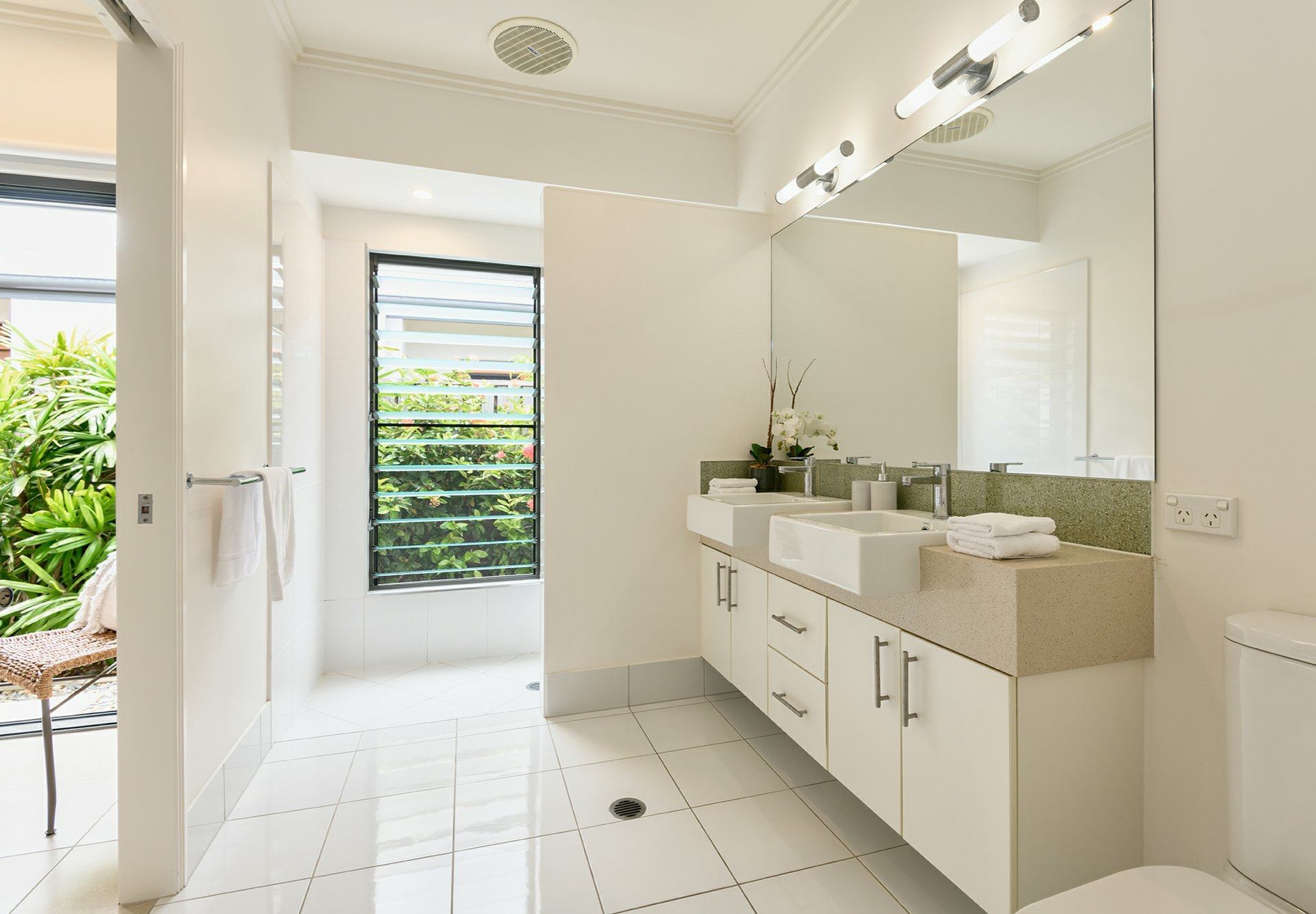 9 Cascade Drive, PORT DOUGLAS