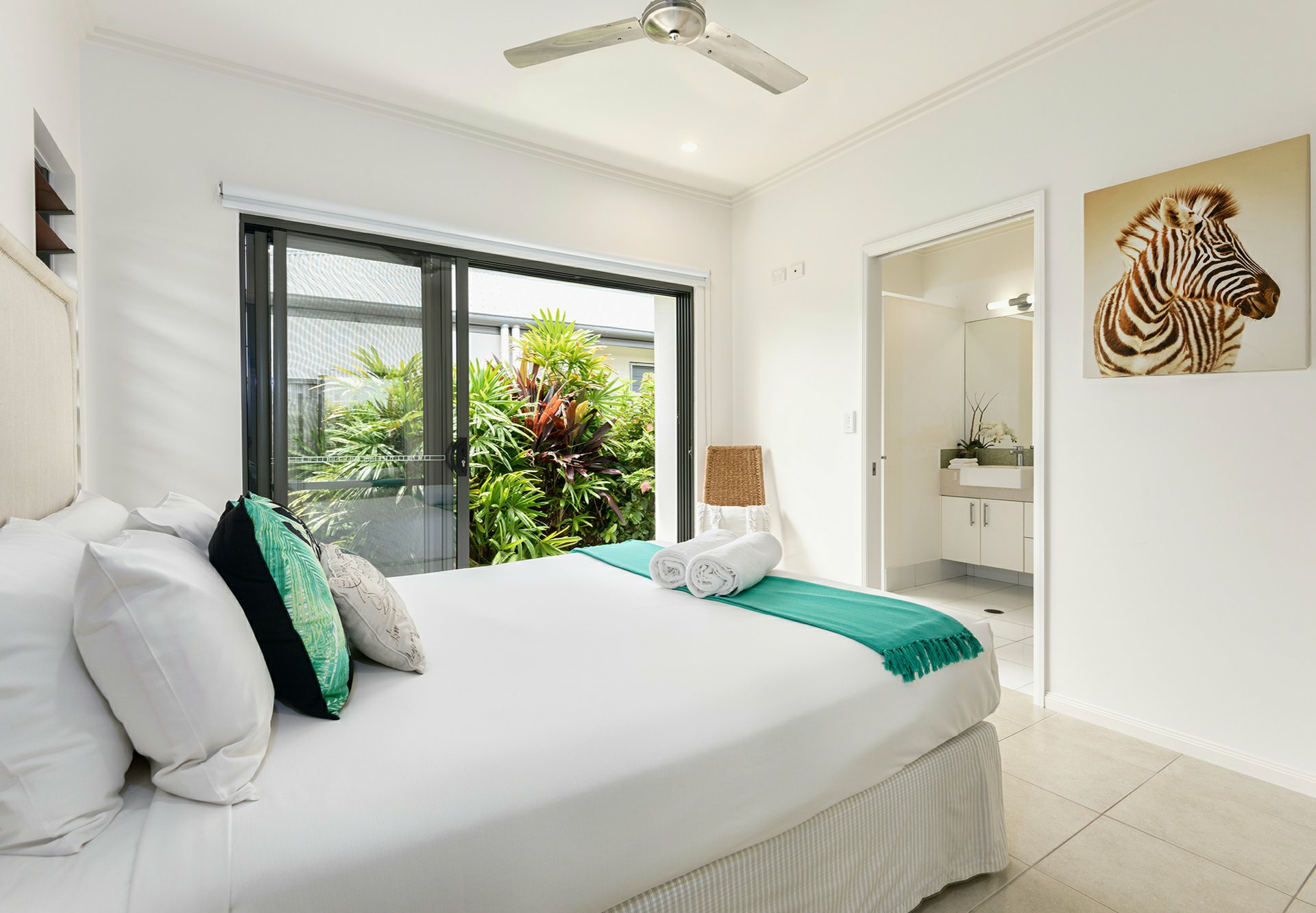 9 Cascade Drive, PORT DOUGLAS