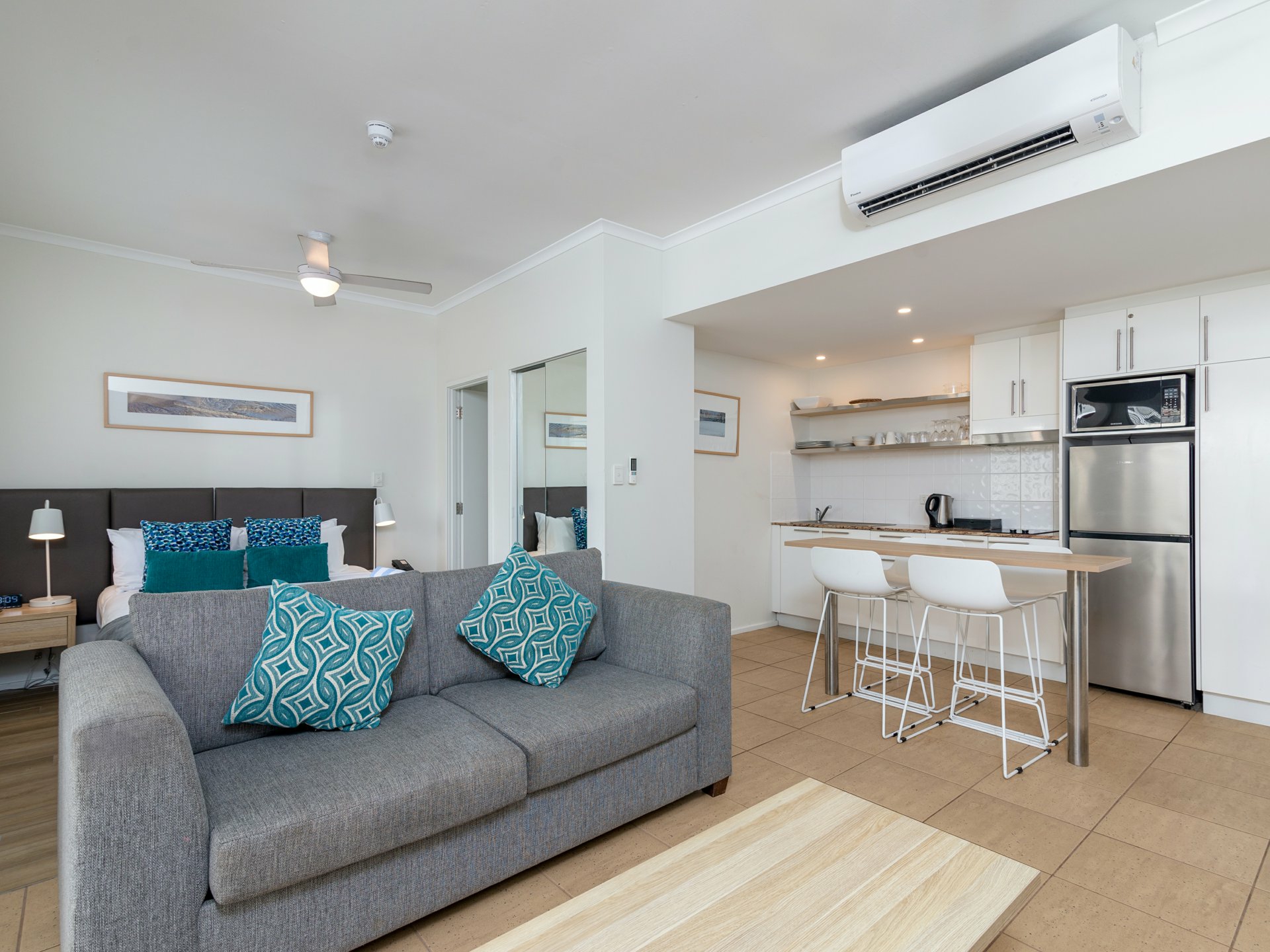 13 Portsea/70-76 Davidson Street — photo 2 of 27