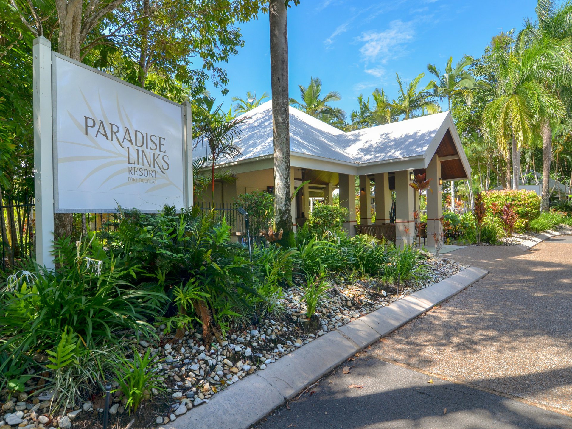 50 Paradise Links/24-70 Nautilus Street, PORT DOUGLAS