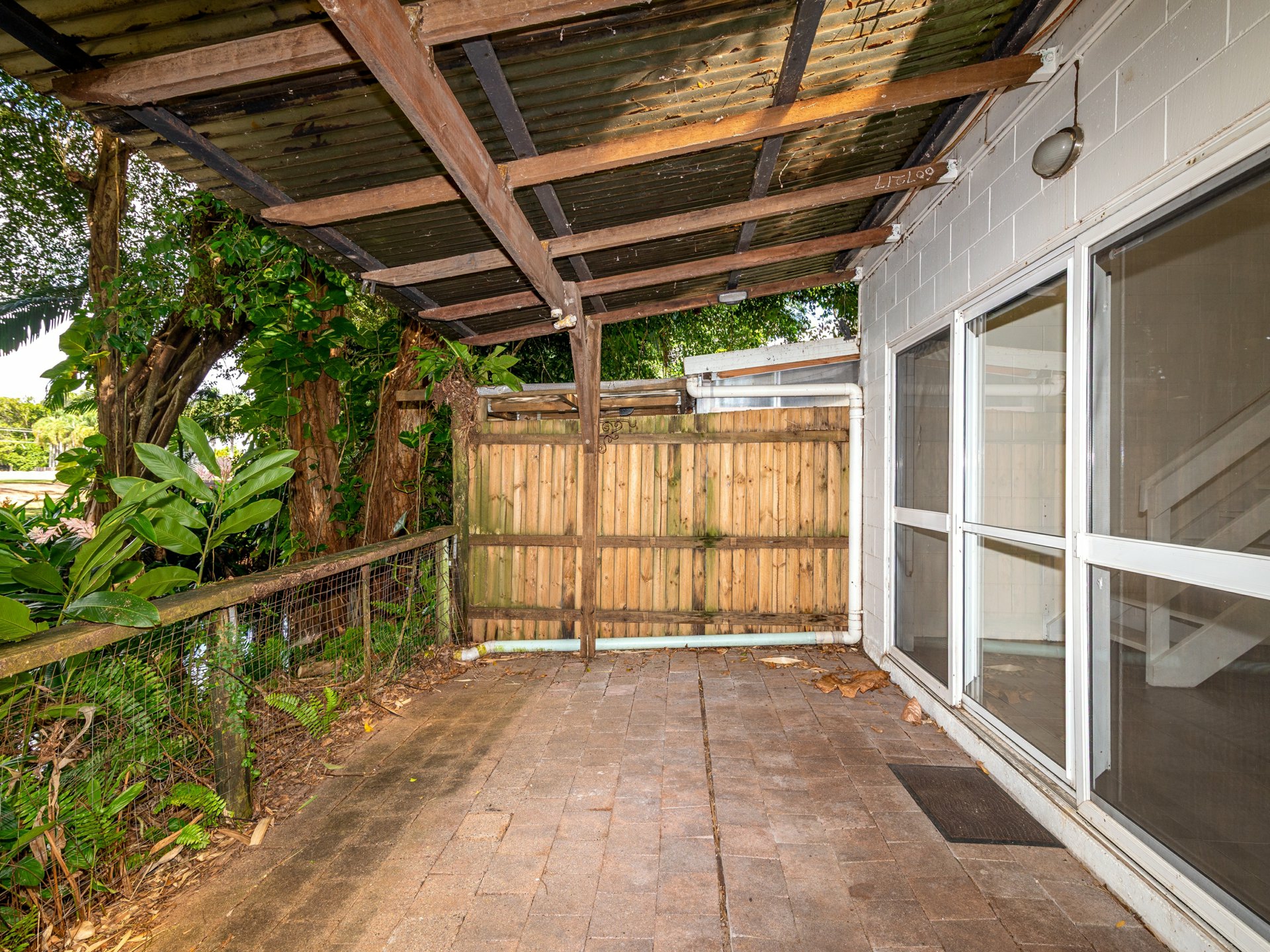 Unit 1/15 Triton Crescent — photo 12 of 12
