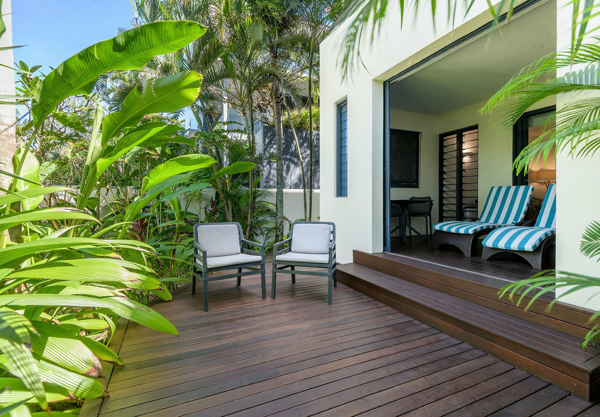 10 Peninsula/9-13 Esplanade, Port Douglas