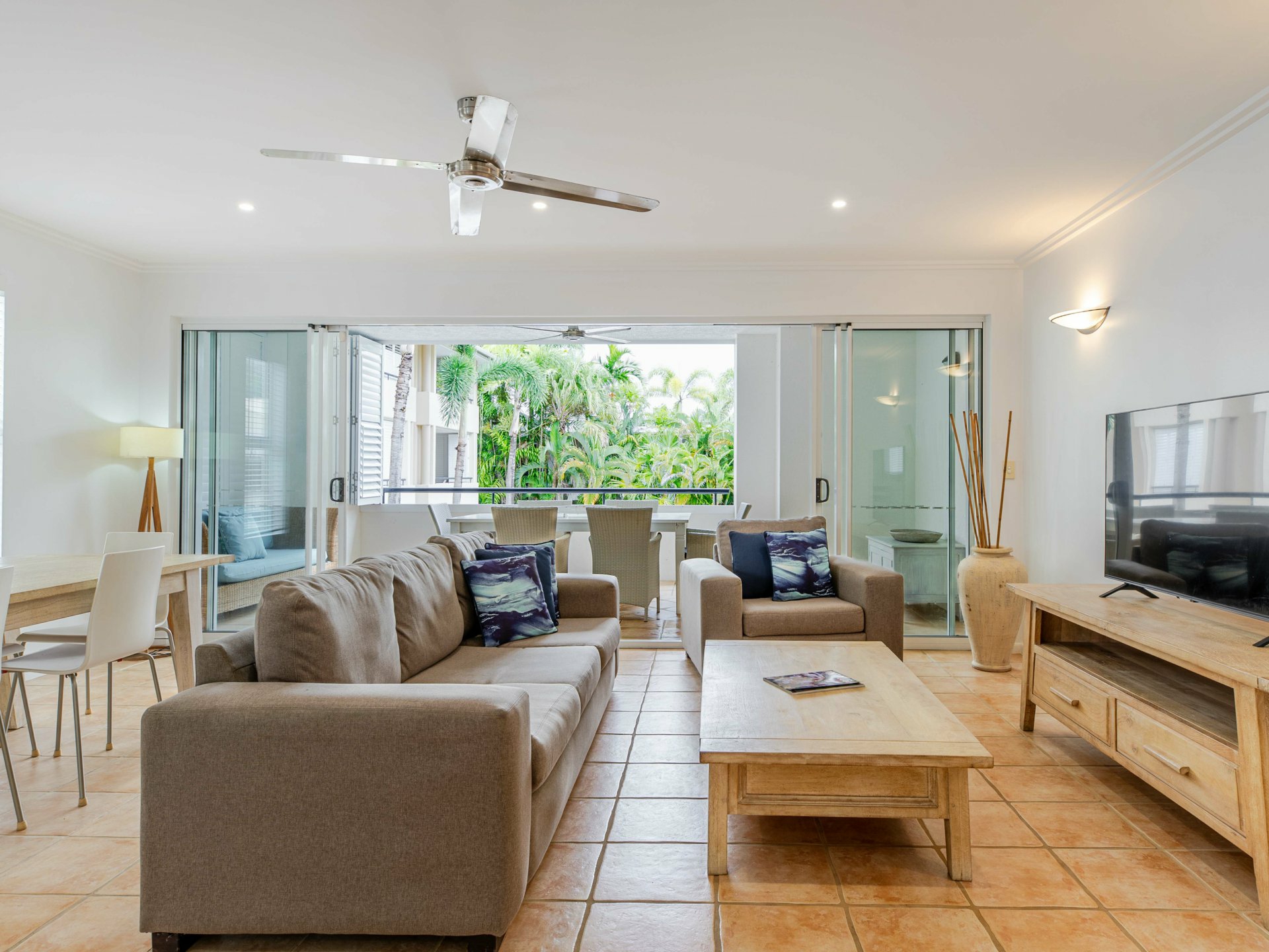 12 Cayman Villas/35-37 Mowbray Street, PORT DOUGLAS