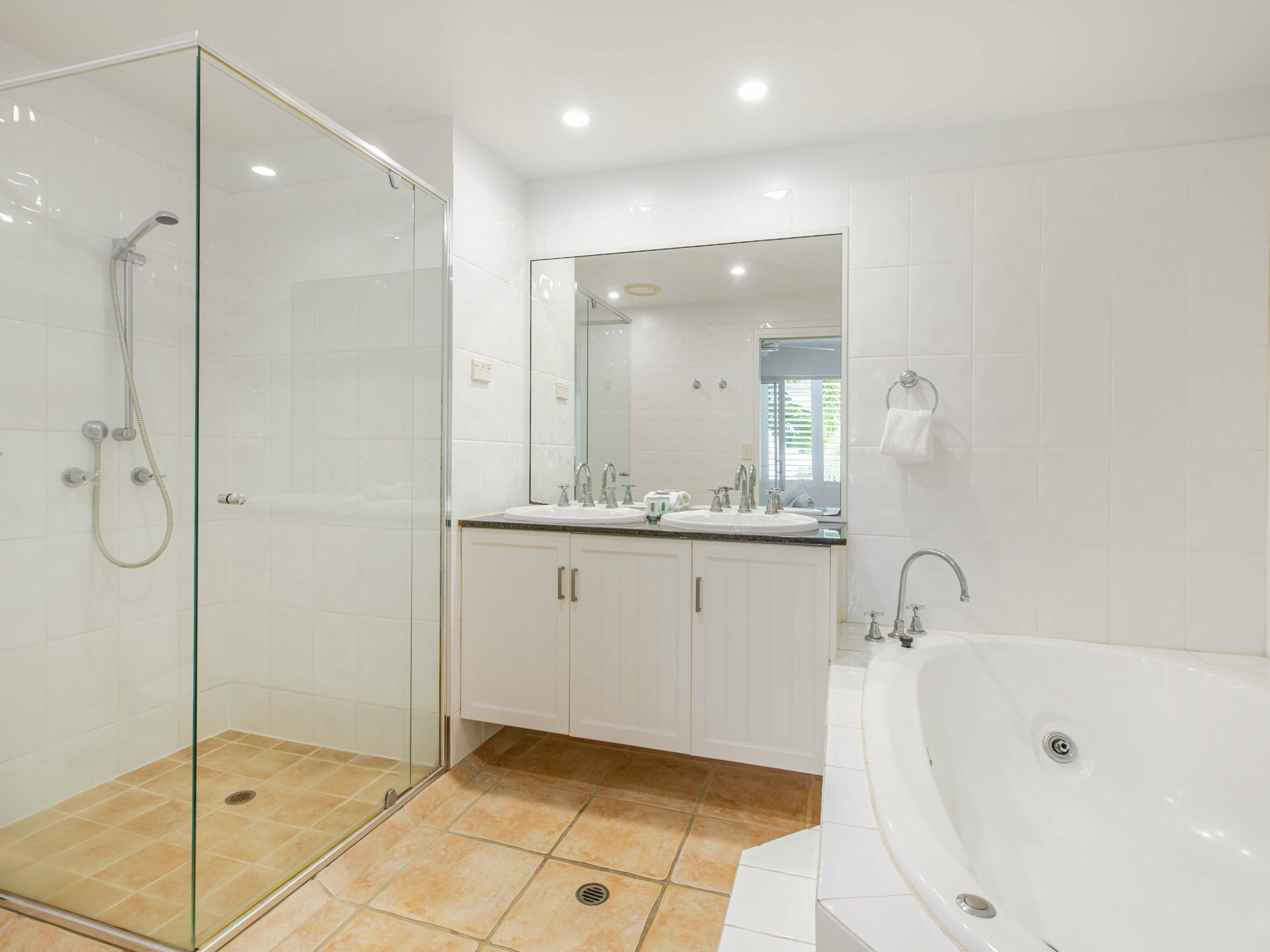 12 Cayman Villas/35-37 Mowbray Street, PORT DOUGLAS