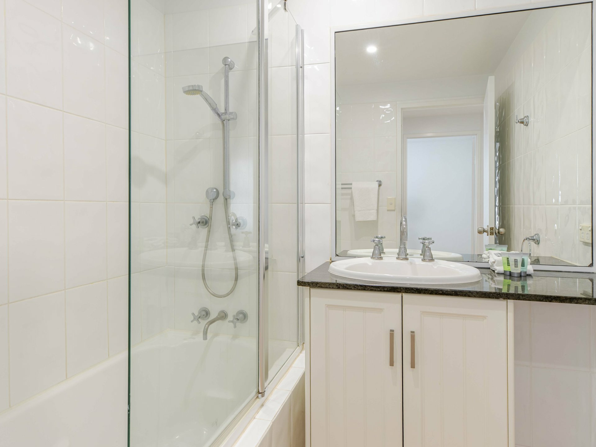 12 Cayman Villas/35-37 Mowbray Street, PORT DOUGLAS