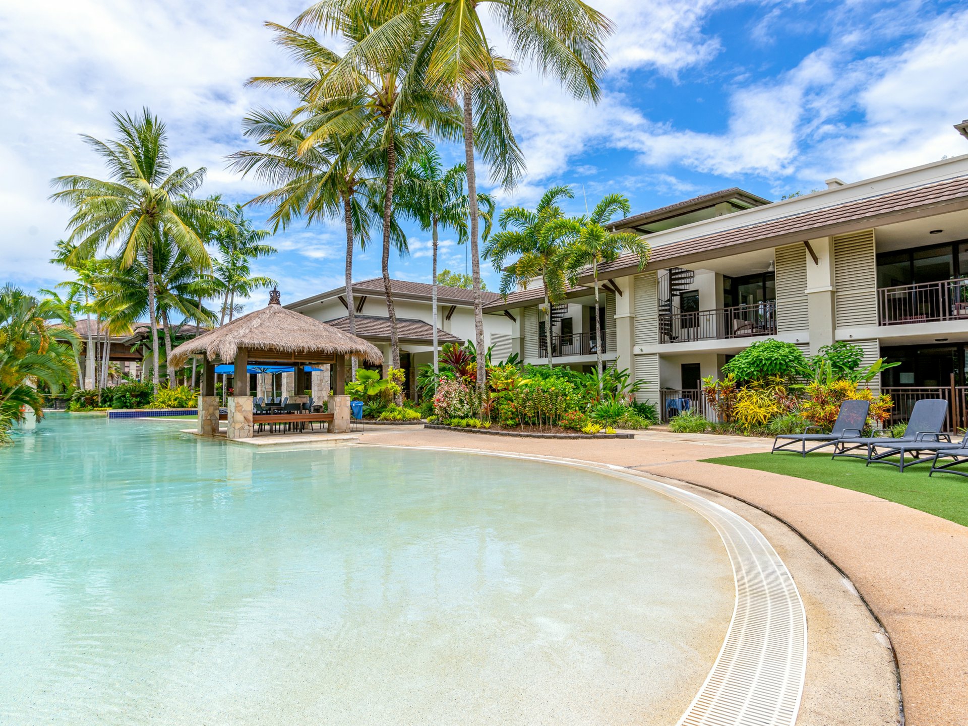 Port Douglas, 4877