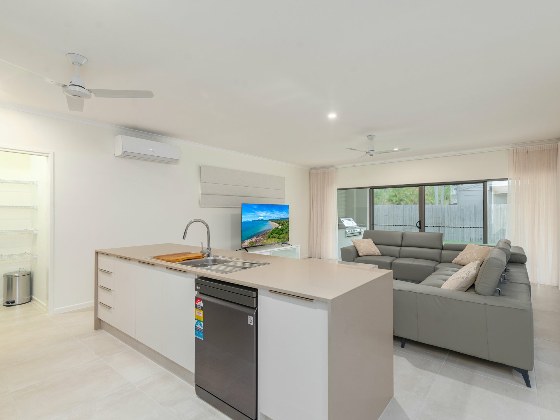 14 Ti Tree Street, PORT DOUGLAS