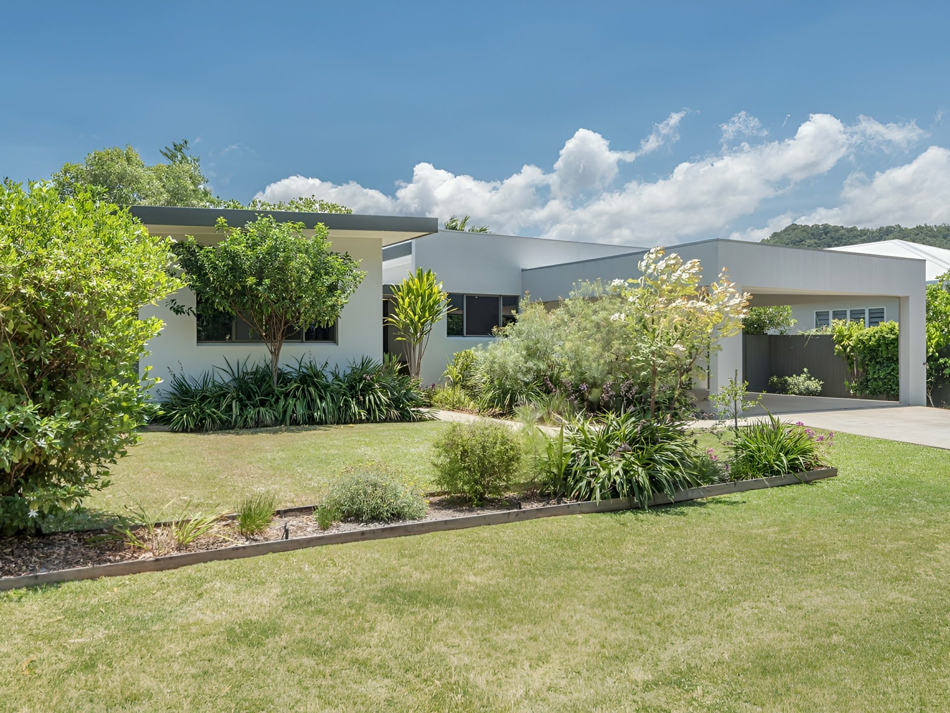 6 Lou Prince Drive, BONNIE DOON