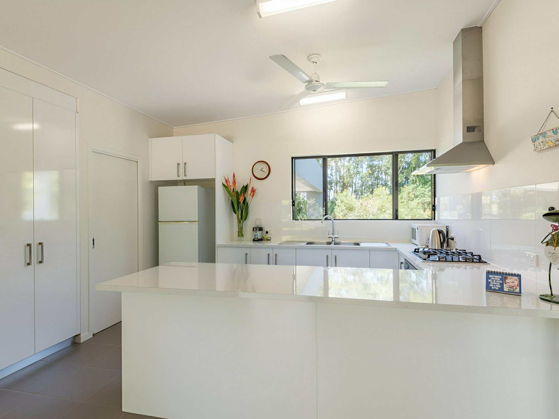 6 Lou Prince Drive, BONNIE DOON