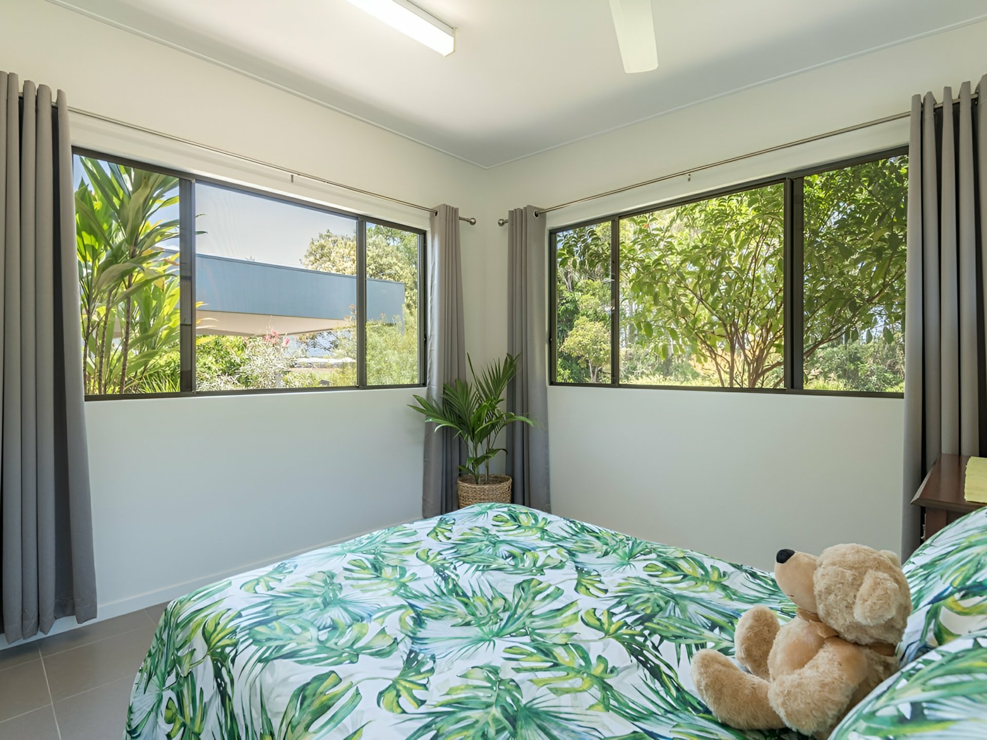 6 Lou Prince Drive, BONNIE DOON