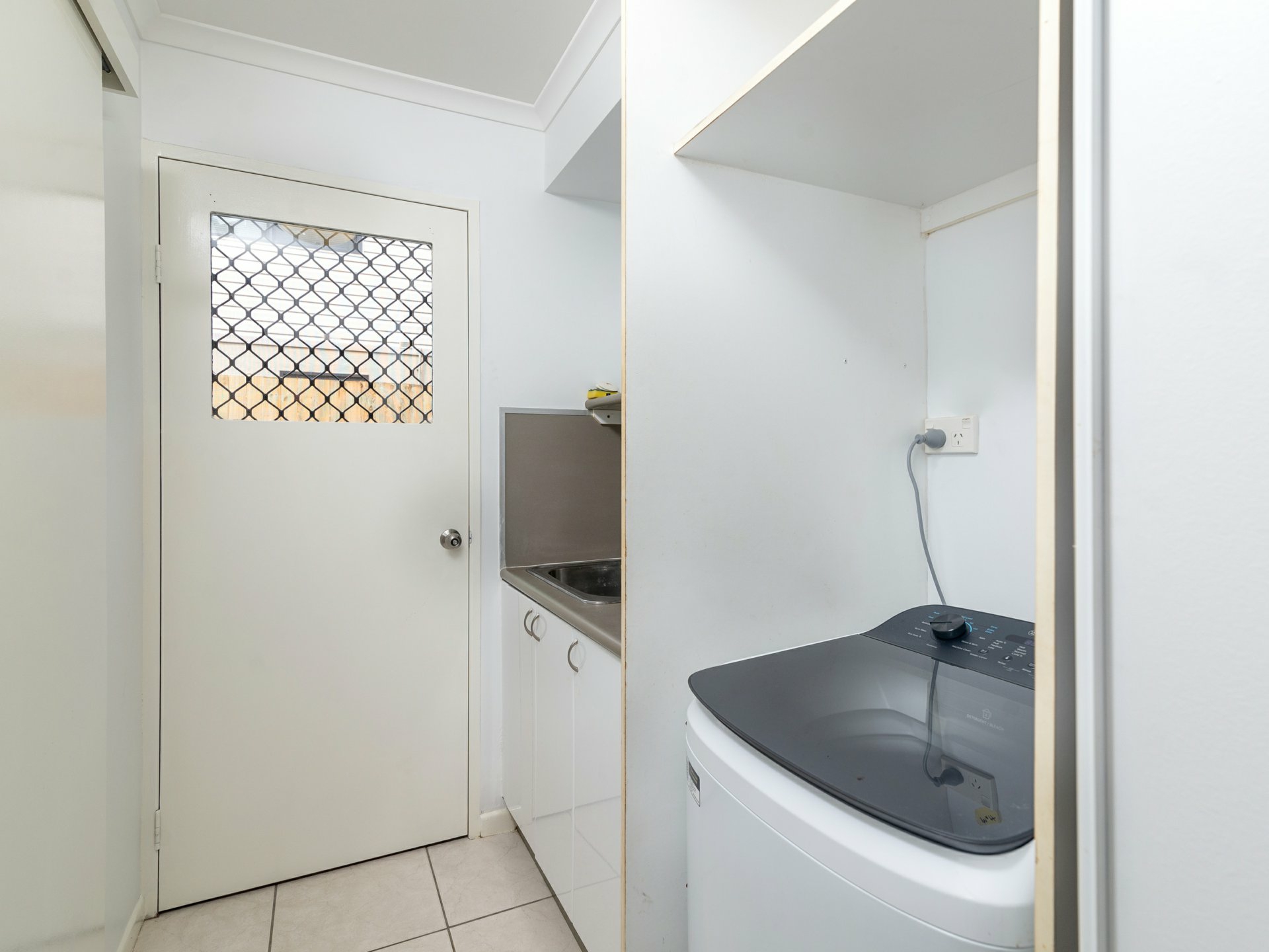 8 Fronds/33-39 Nautilus Street — photo 13 of 17