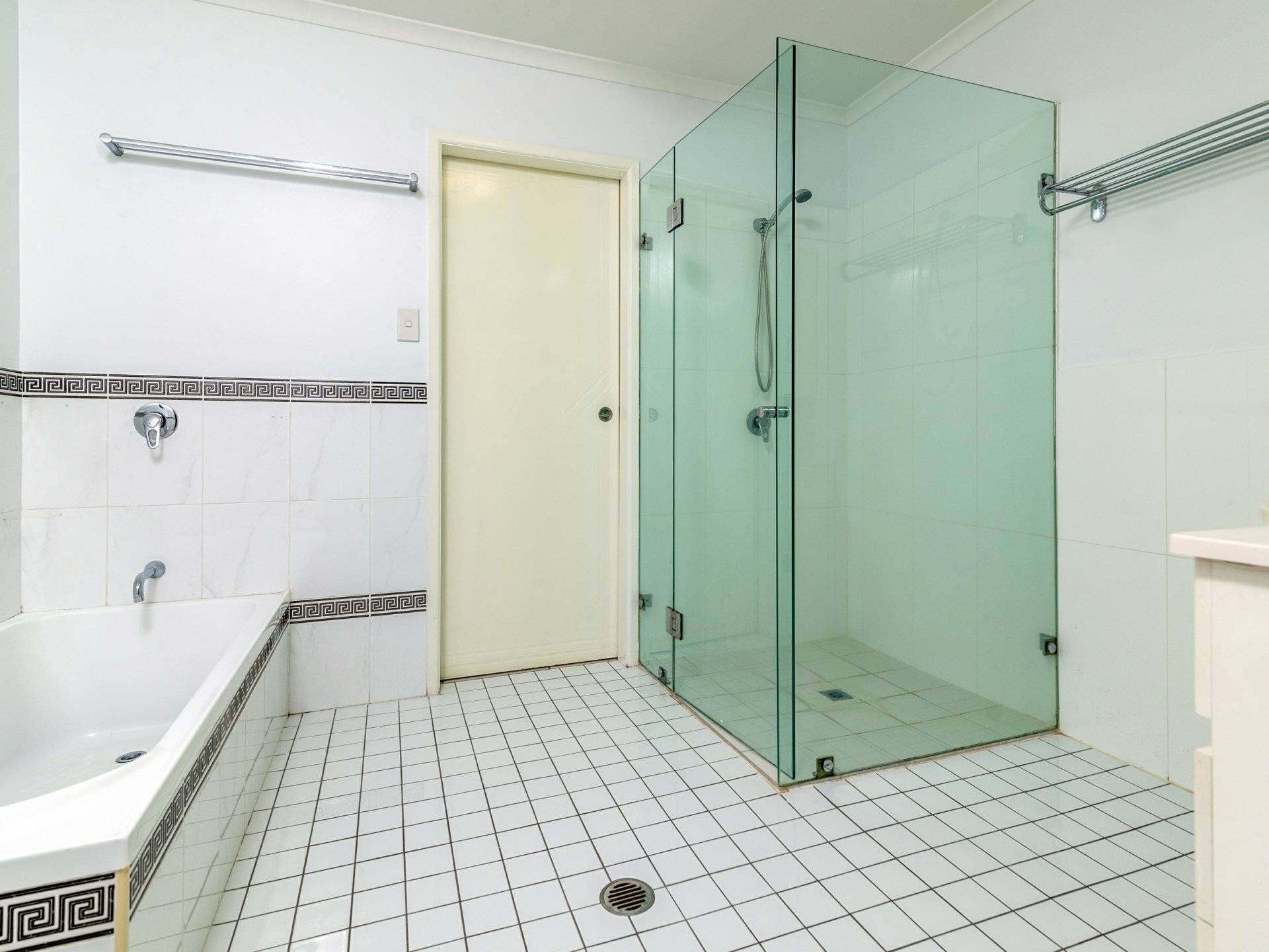 8 Fronds/33-39 Nautilus Street, PORT DOUGLAS