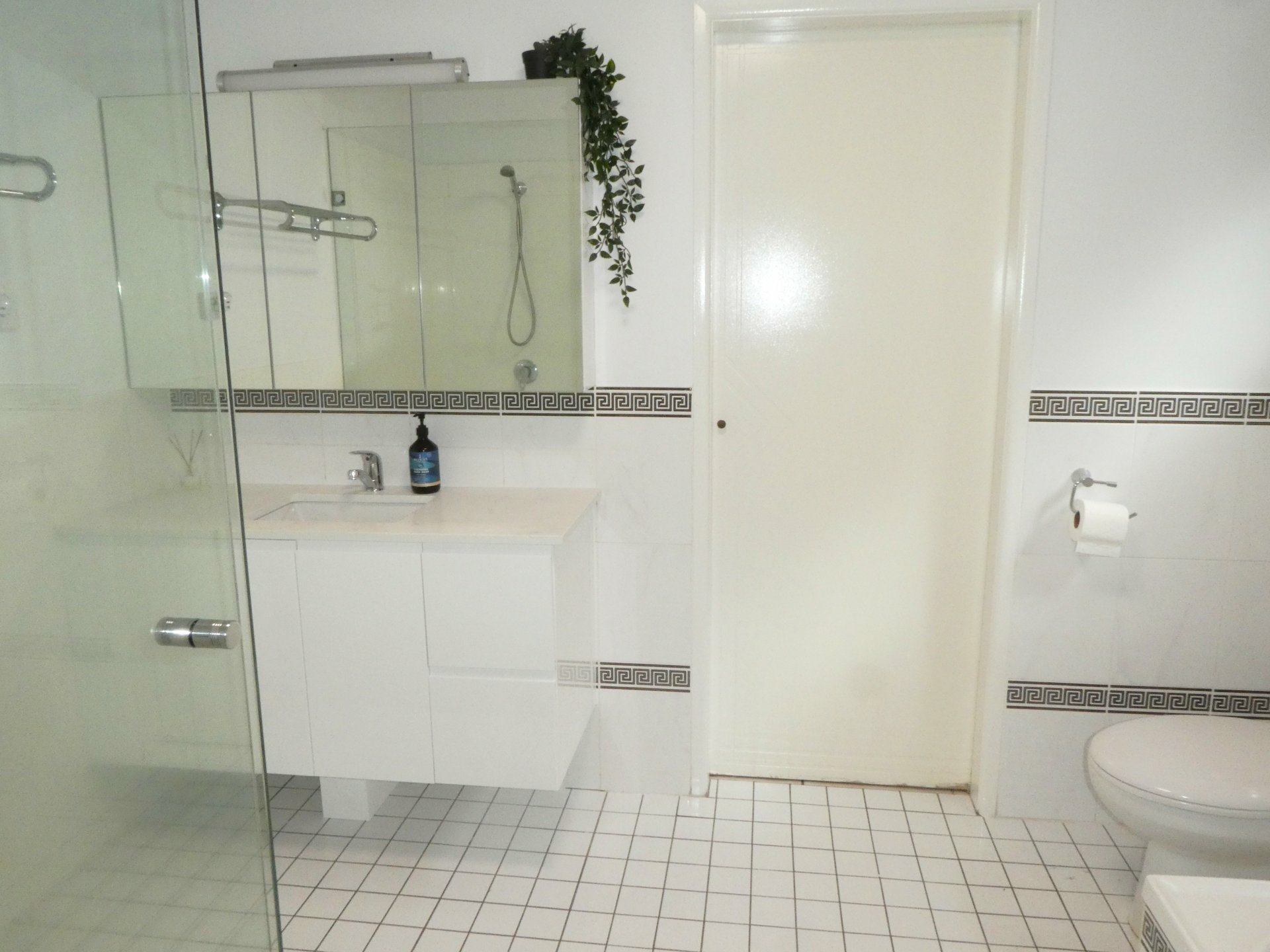 8 Fronds/33-39 Nautilus Street — photo 15 of 17
